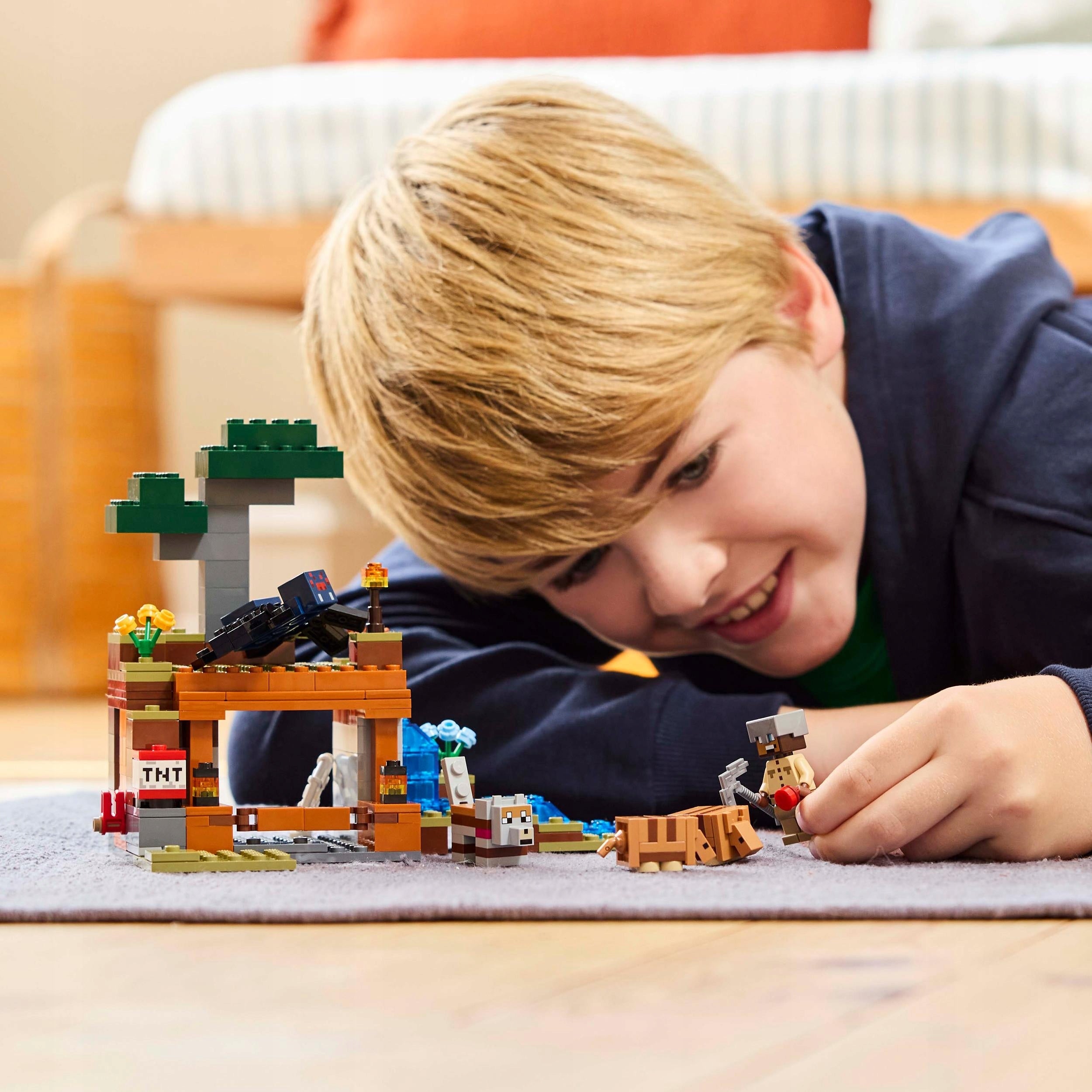 LEGO Minecraft Expedition to the battleship mine 21269 Minimum kid's age 8