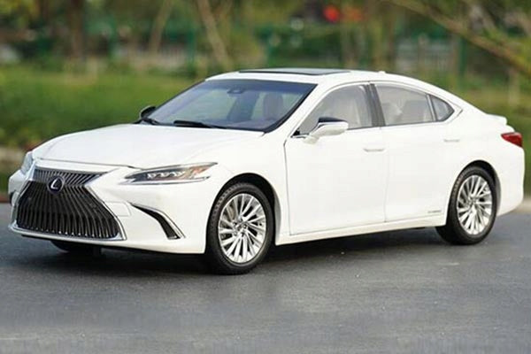 LEXUS ES300H METAL CAR MODEL 1:24 SOUND LIGHT WHITE GIFT Manufacturer code CA-124