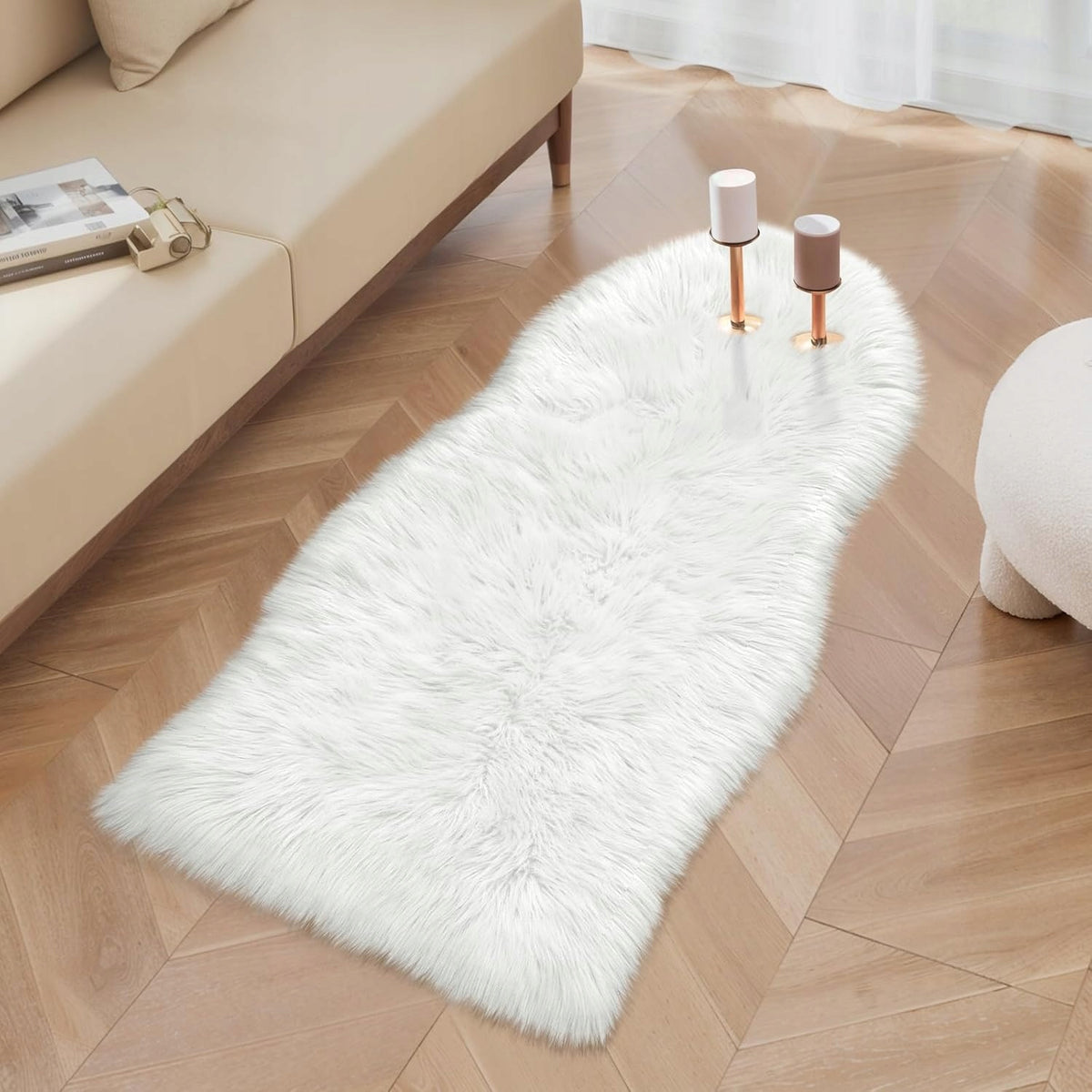LUXURY CARPET MADE OF NATURAL WHITE SHEEPSKIN LOOSE THICK HAIR 60X100CM Manufacturer code 240226SU01-1Q