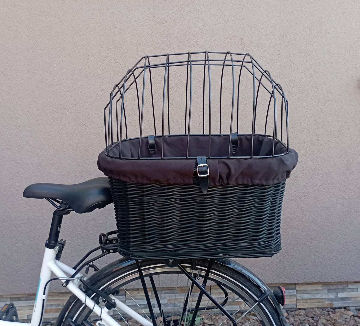 Large Wicker Basket for Bike Dog Luggage Rack with Hem and Pillow Brand Wiklinowe-kosze