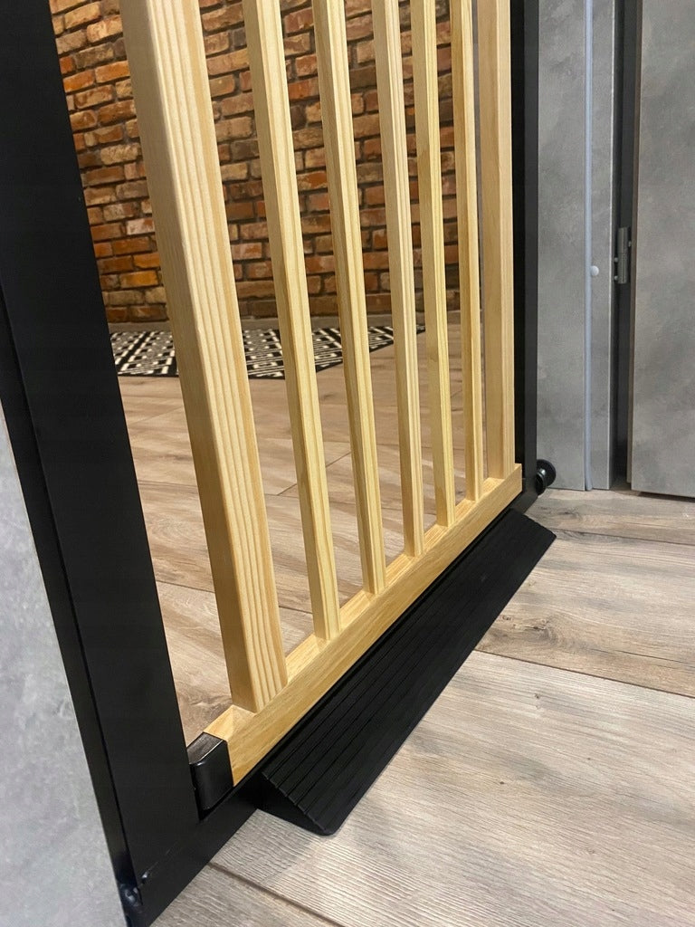 Lower threshold for maxigate safety barrier Brand Maxigate