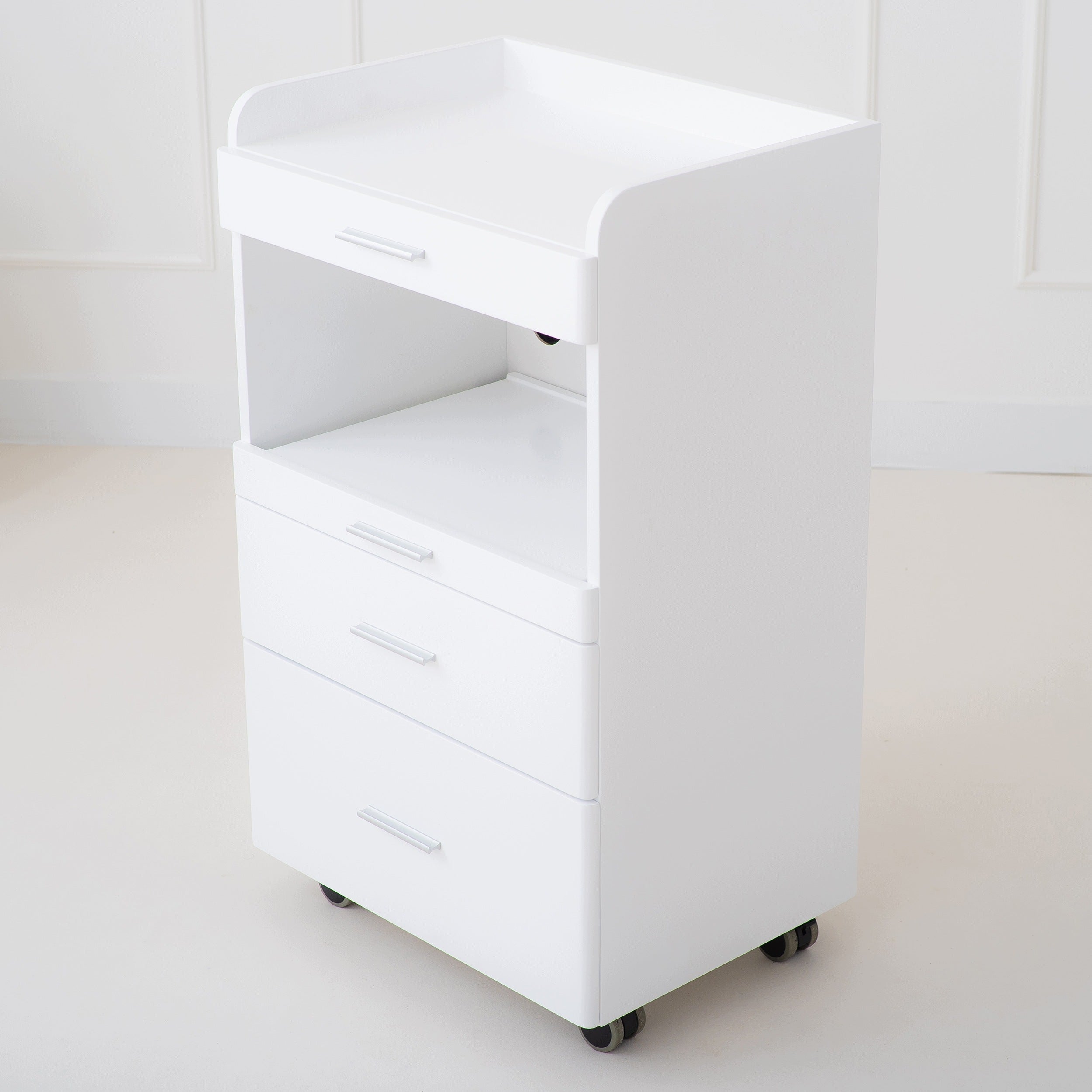 Lumi Cosmetic Table Mobile Assistant On Wheels with Drawers Habys Medical device no