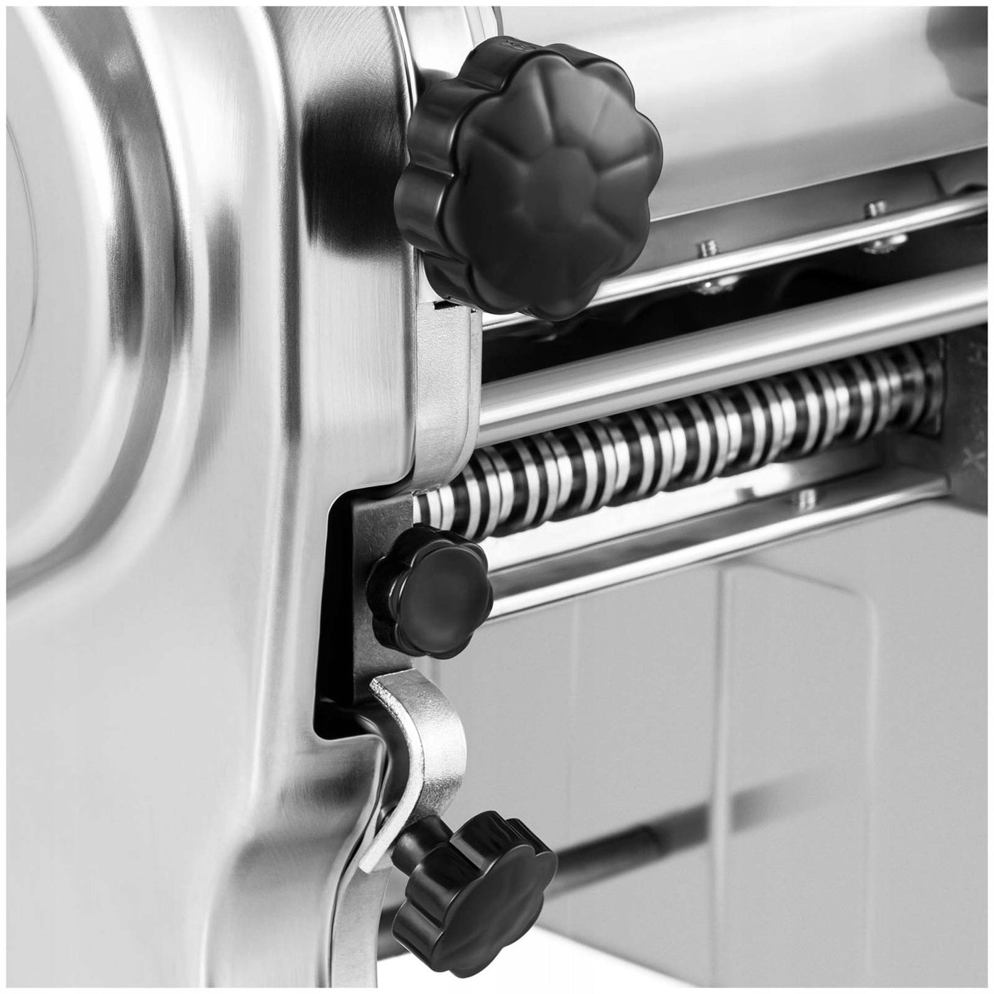 MACHINE FOR ROLLING AND CUTTING PASTA SLICER Line Royal Catering