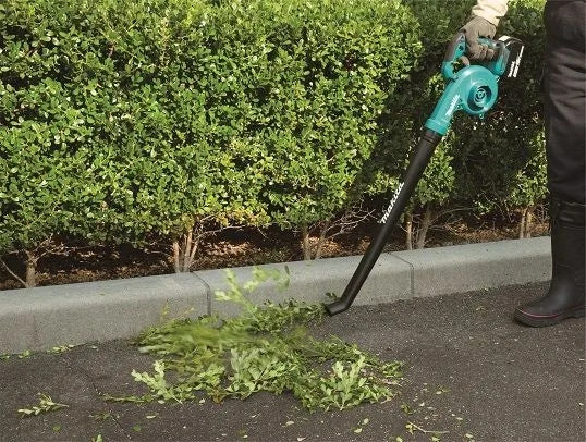 MAKITA CORDLESS BLOWER 18V DUB186Z Output 3.2 m3/min