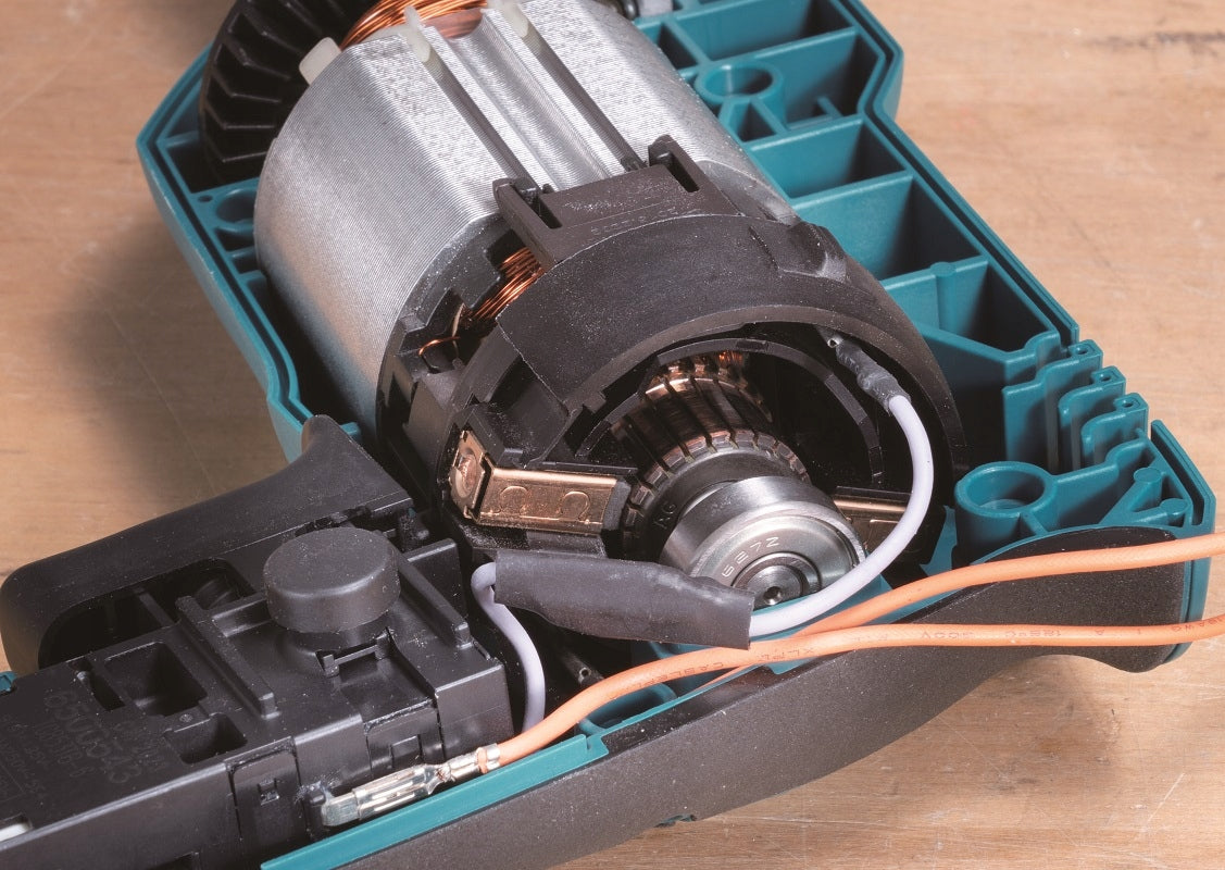 MAKITA Vrtačka 1,5-13mm,630W, DP4021 Brand Makita