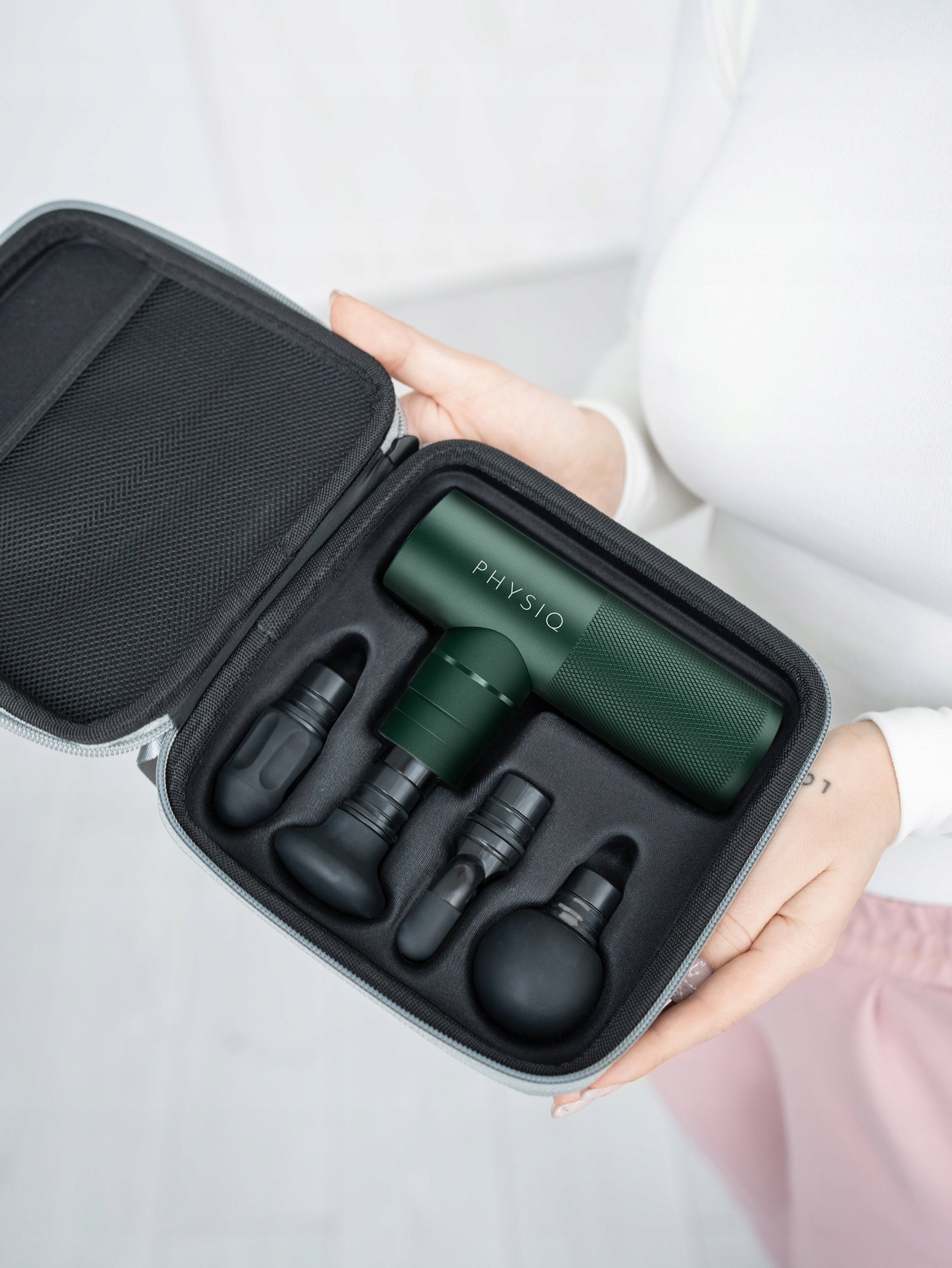 MASSAGE GUN NECK LEG BACK MASSAGER STRONG AI MODE + CASE GREEN Packaging status original