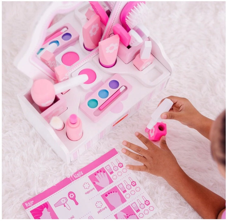 MELISSA & DOUG BEAUTY SALON WOODEN COSMETIC SET TOY GIFT Packaging status original