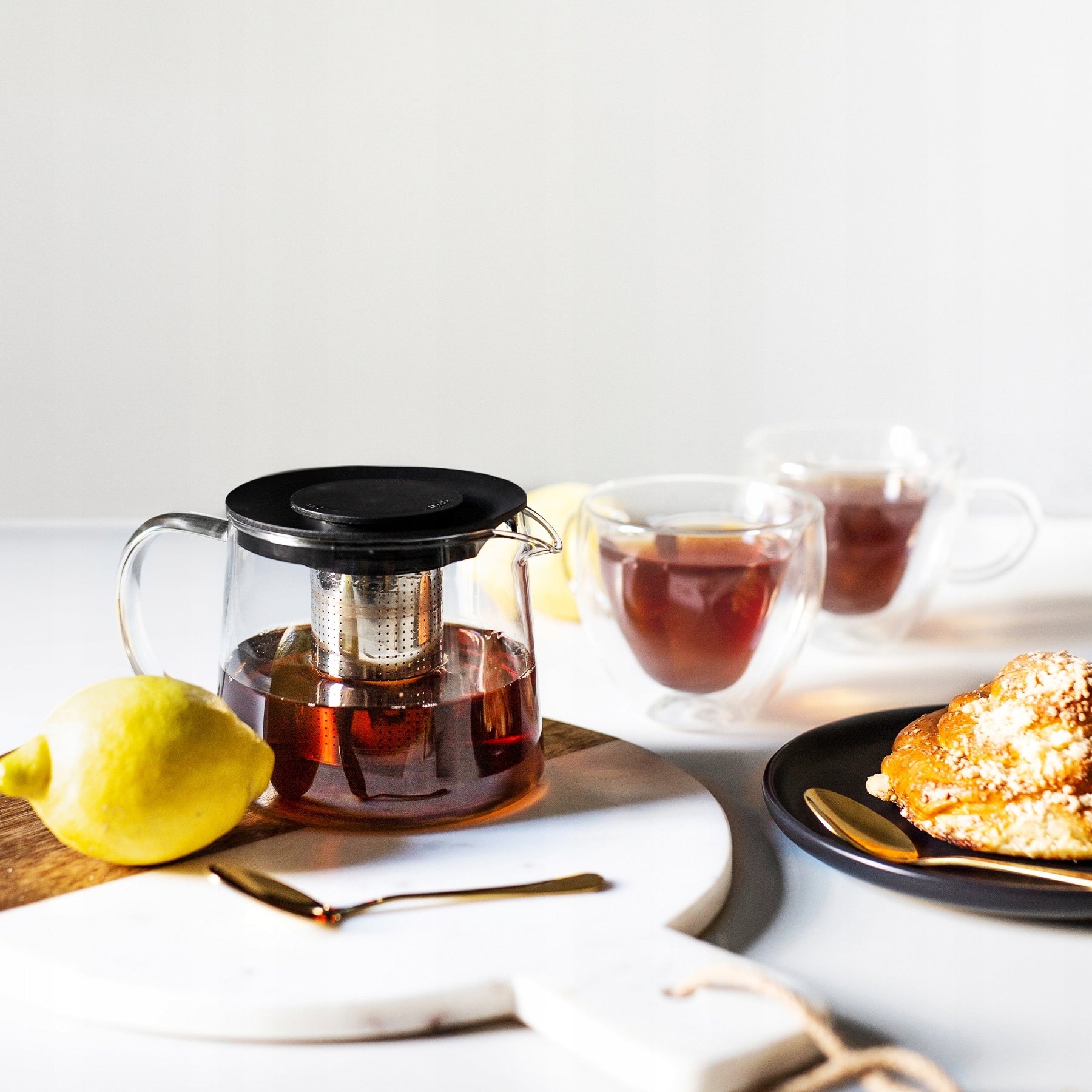 MILBO jug with coffee and tea infuser 1 l HOMLA Brand Homla