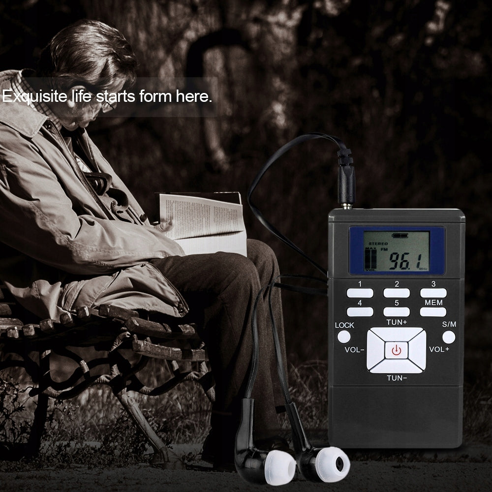 MINI RADIO SMALL POCKET FM IN 1.2 INCH DISPLAY SCREEN + HEADPHONES Packaging status original