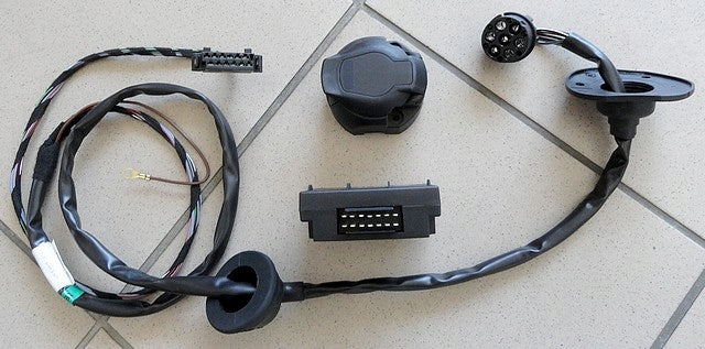 MODULE HOOK HARNESS DEDICATED OPEL ZAFIRA2 II B HOOK Kind 7 PIN