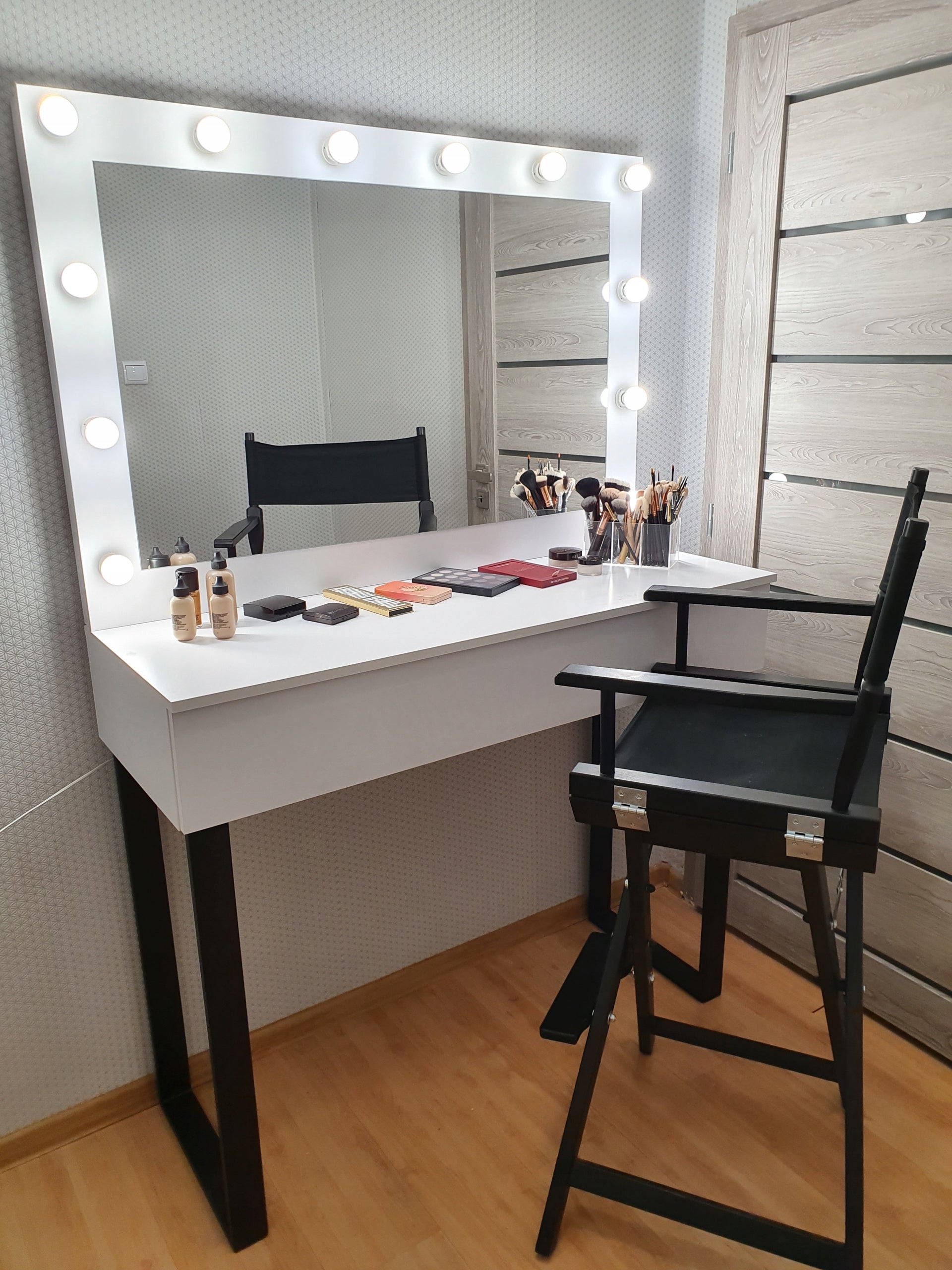 Makeup Dressing Table Make Up 120 Brand no brand