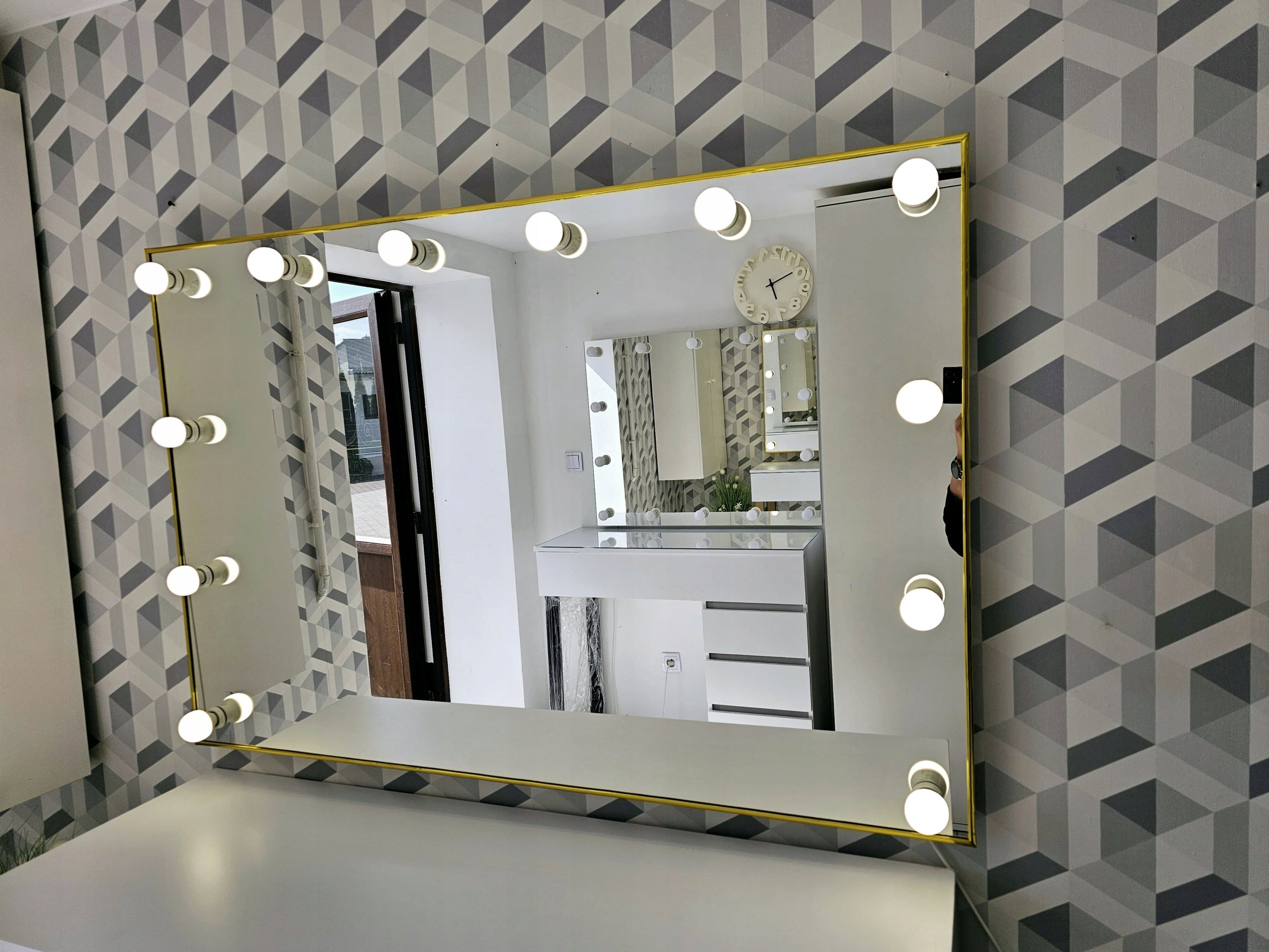 Makeup mirror make up Hollywood salon make up 120x80 in Gold Frame Brand no brand