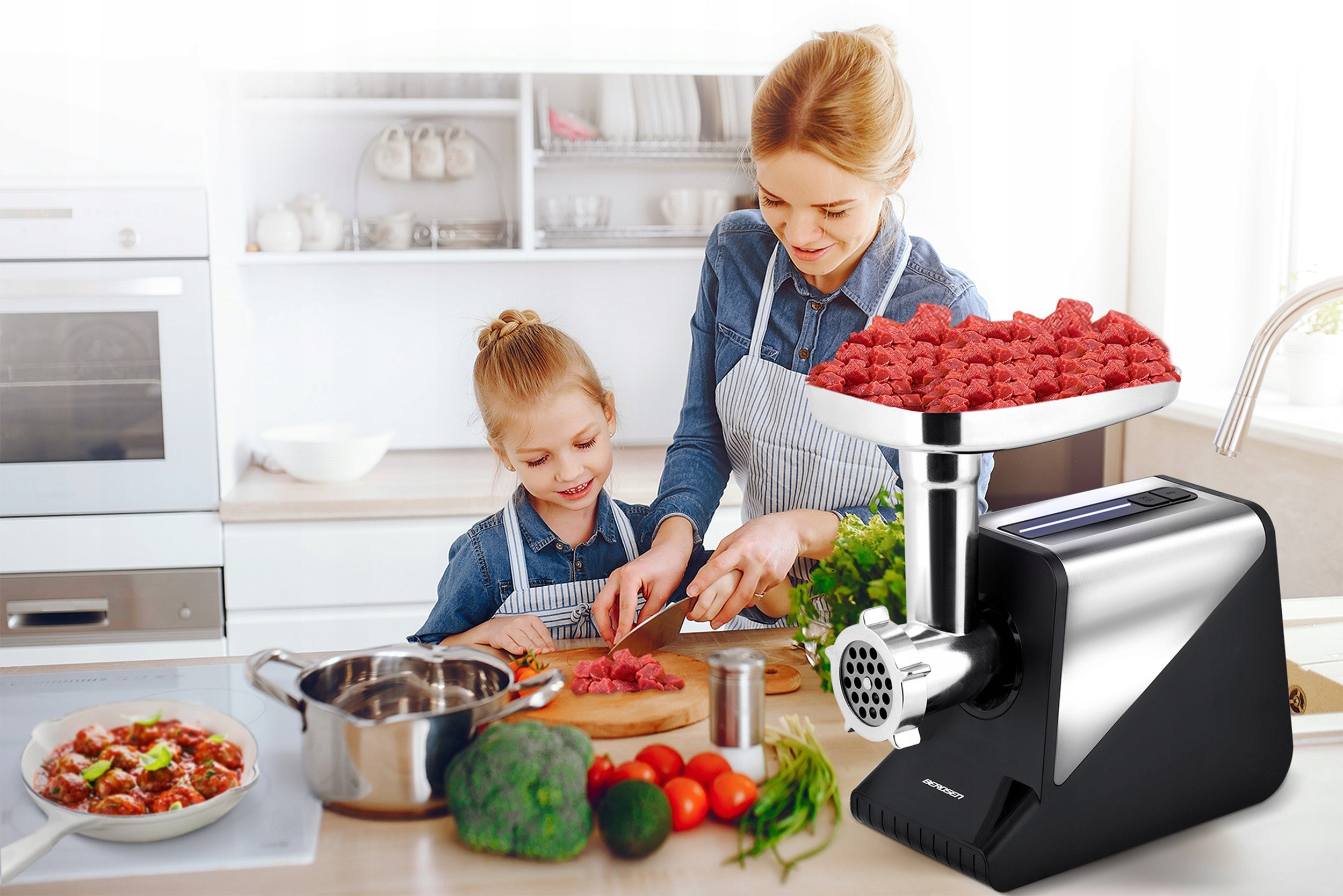 Meat grinder Berdsen vegetable shredder Dominant color black