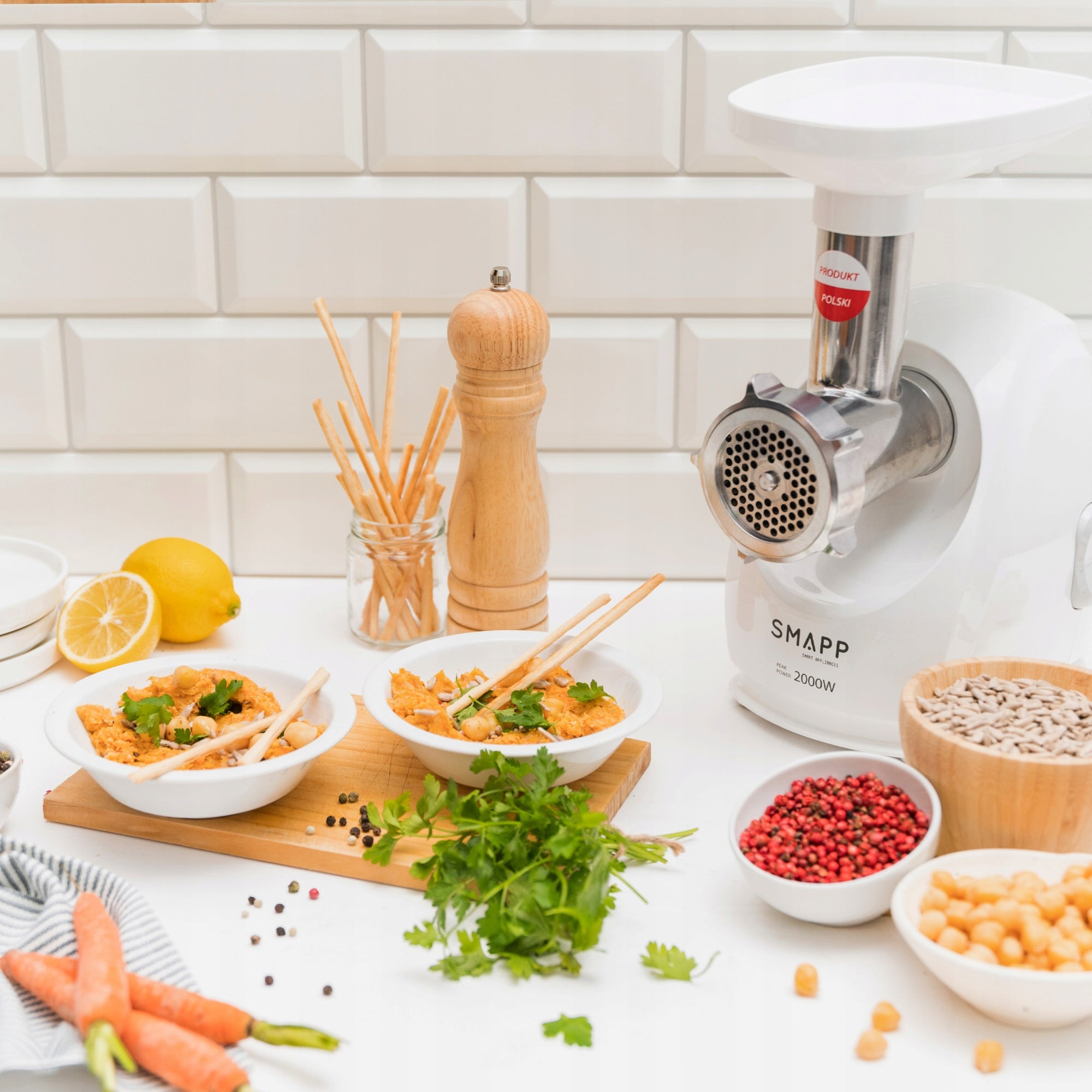 Meat grinder SMAPP 490.8 WHITE 2200 W!!! Dominant color white