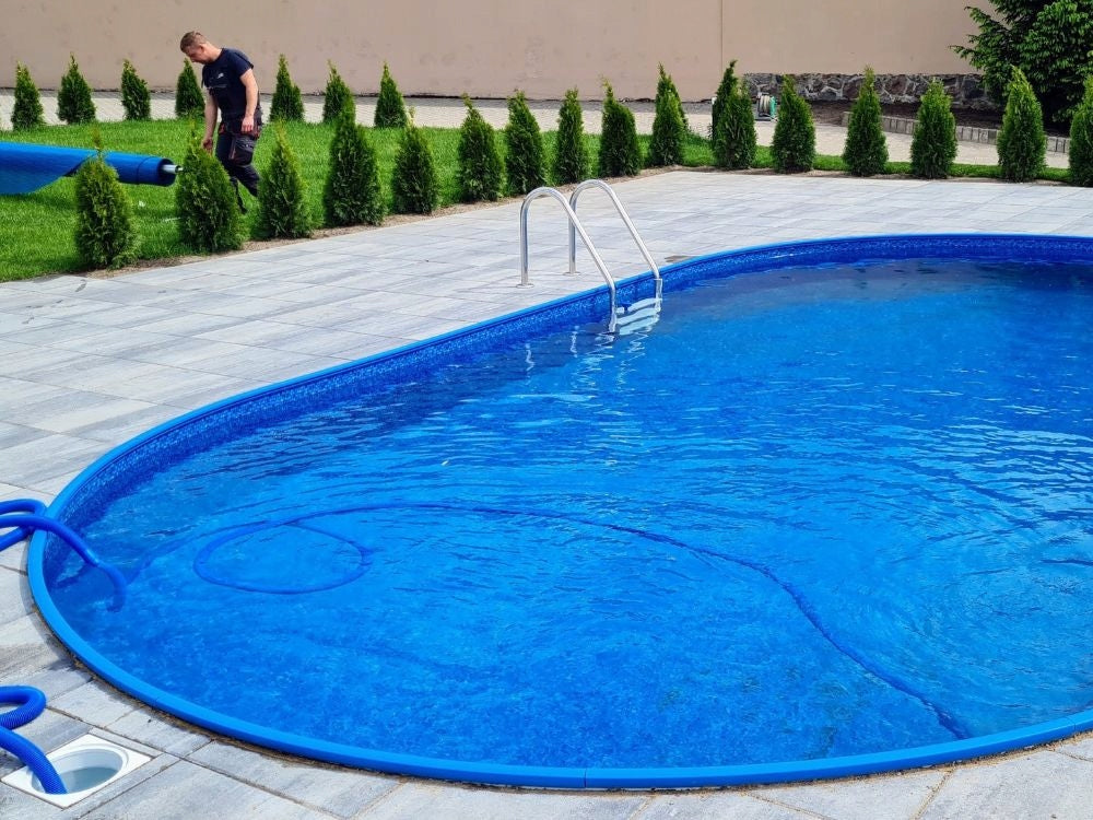 Metal pool 8x4,16x1,5 m professional installation, high quality accessories. Brand ELESTON