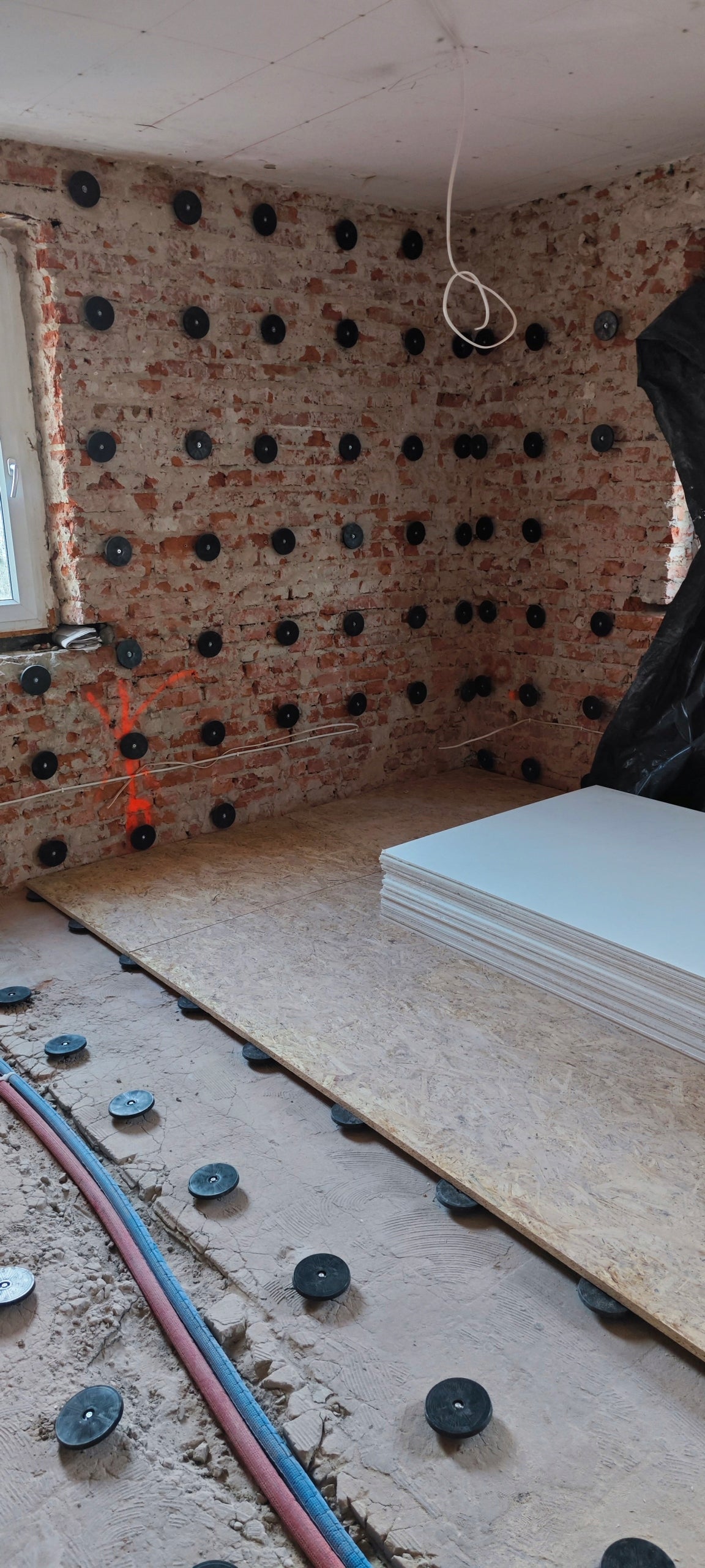 Michno T System for concrete floor L80 with Power King pins Recommended maximum room size 1000 m²