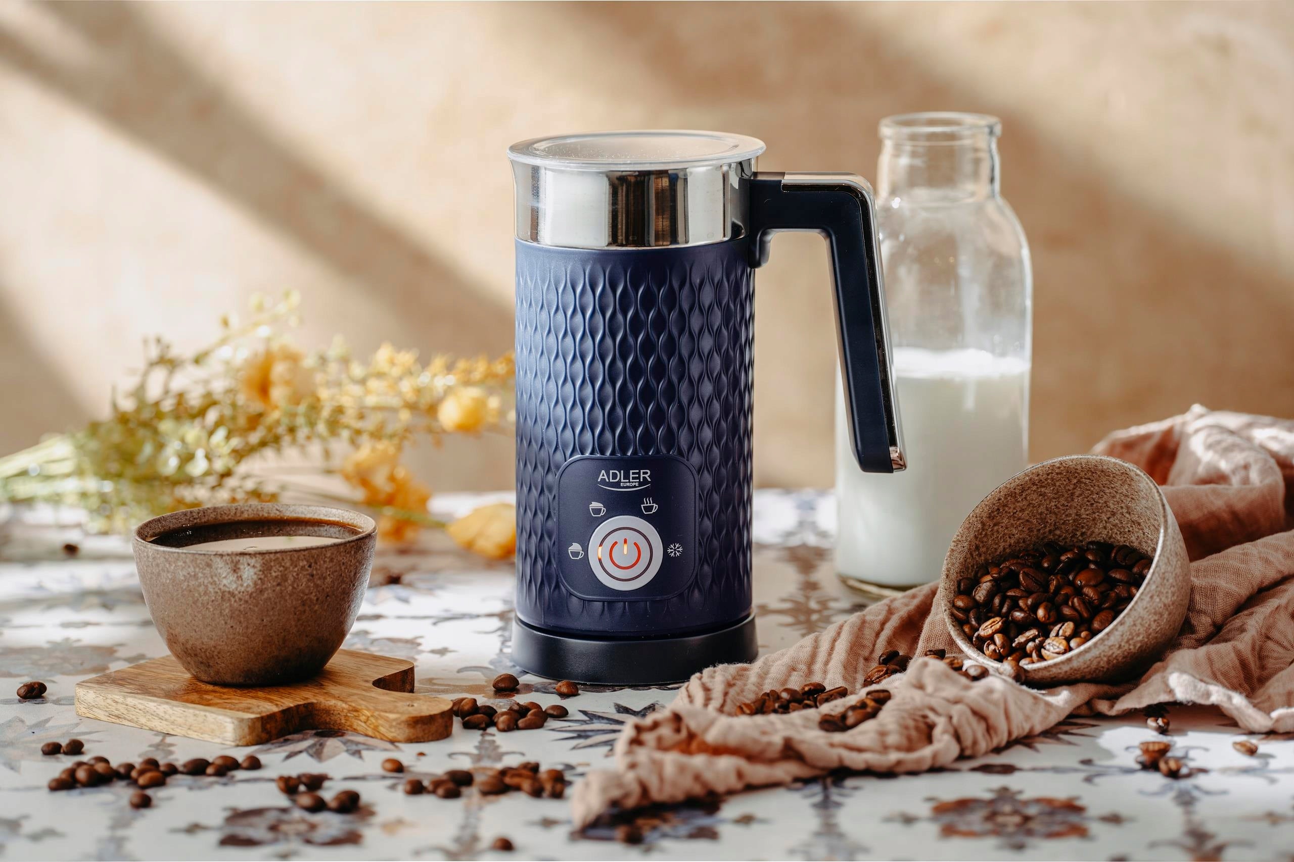 Milk frother electric heating latte cappuccino navy blue Packaging status original