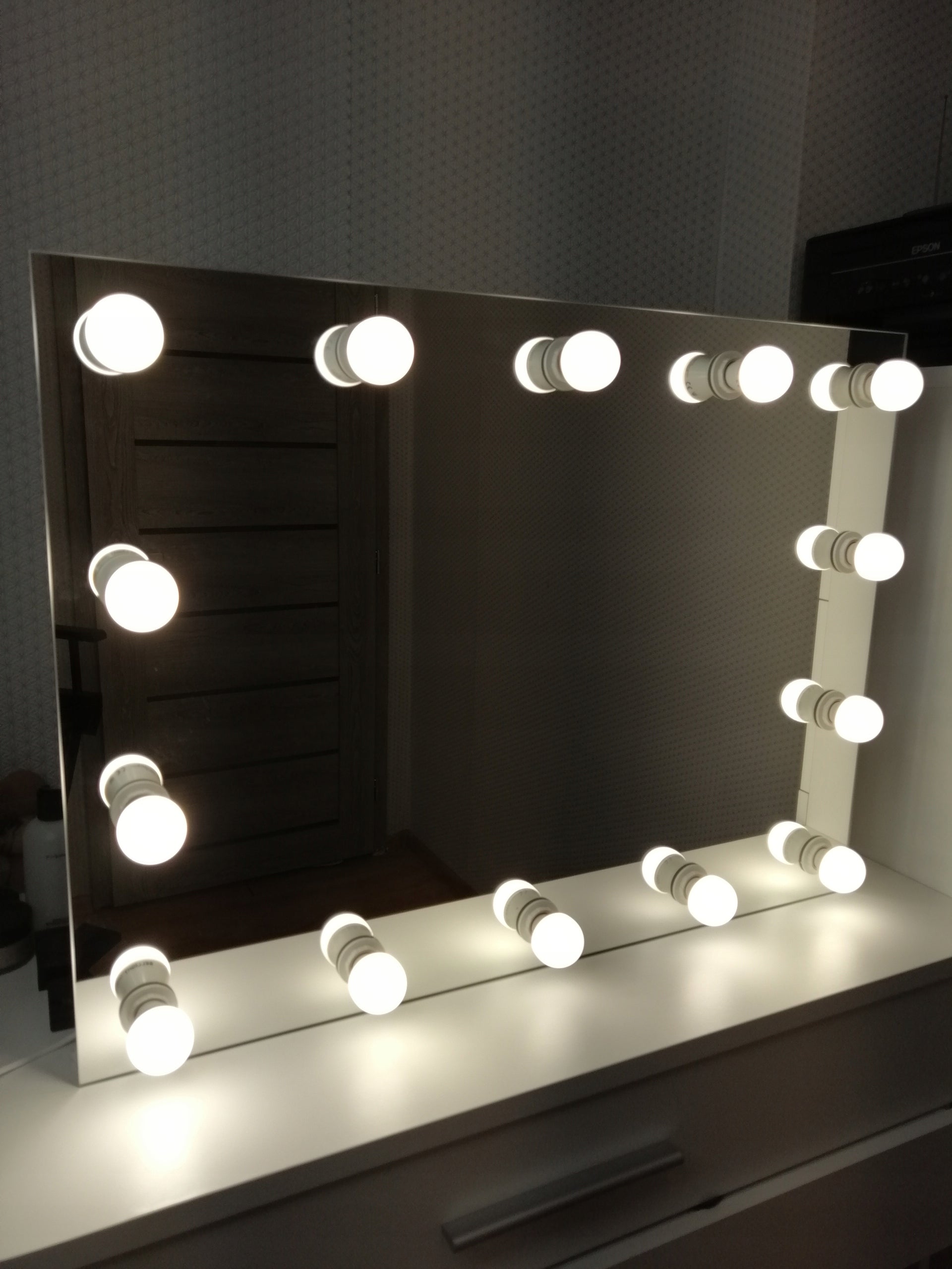Mirror 80X60 Glamour for Makeup HOLLYWOOD Color white