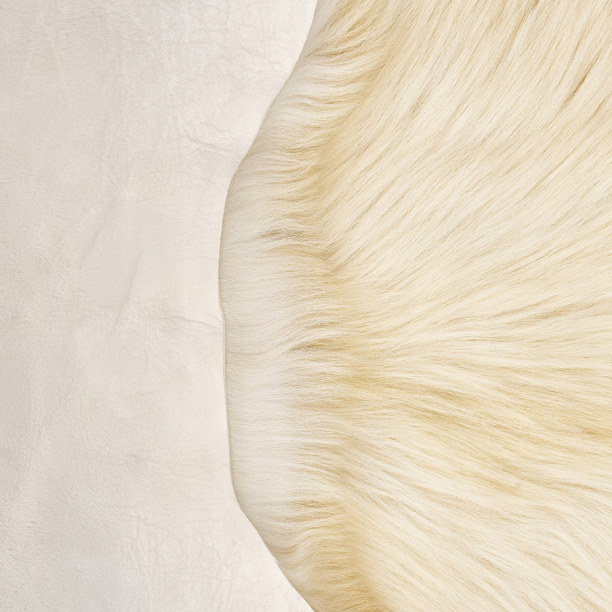 Mountain sheepskin "WHITE" - 80cm/XS (Lamb) 100%Natural! Manufacturer code Skóra owcza górska biała-80cm JAGNIĘ