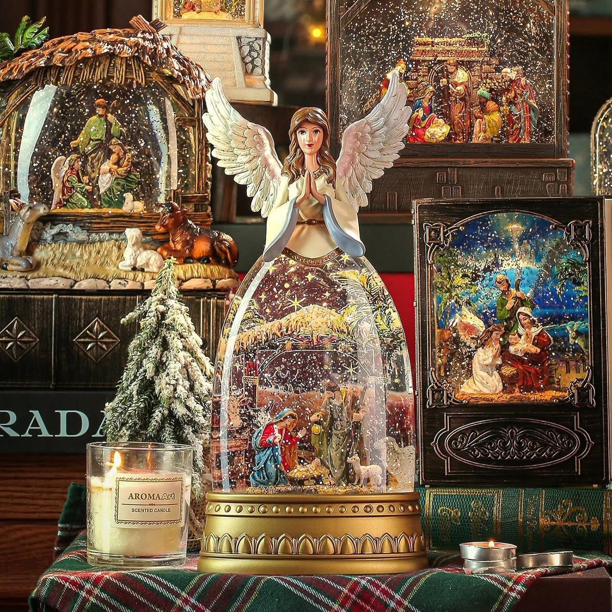 Music Box in the shape of a snowball in the shape of the Nativity of the Lord angel Manufacturer code 24064789-1