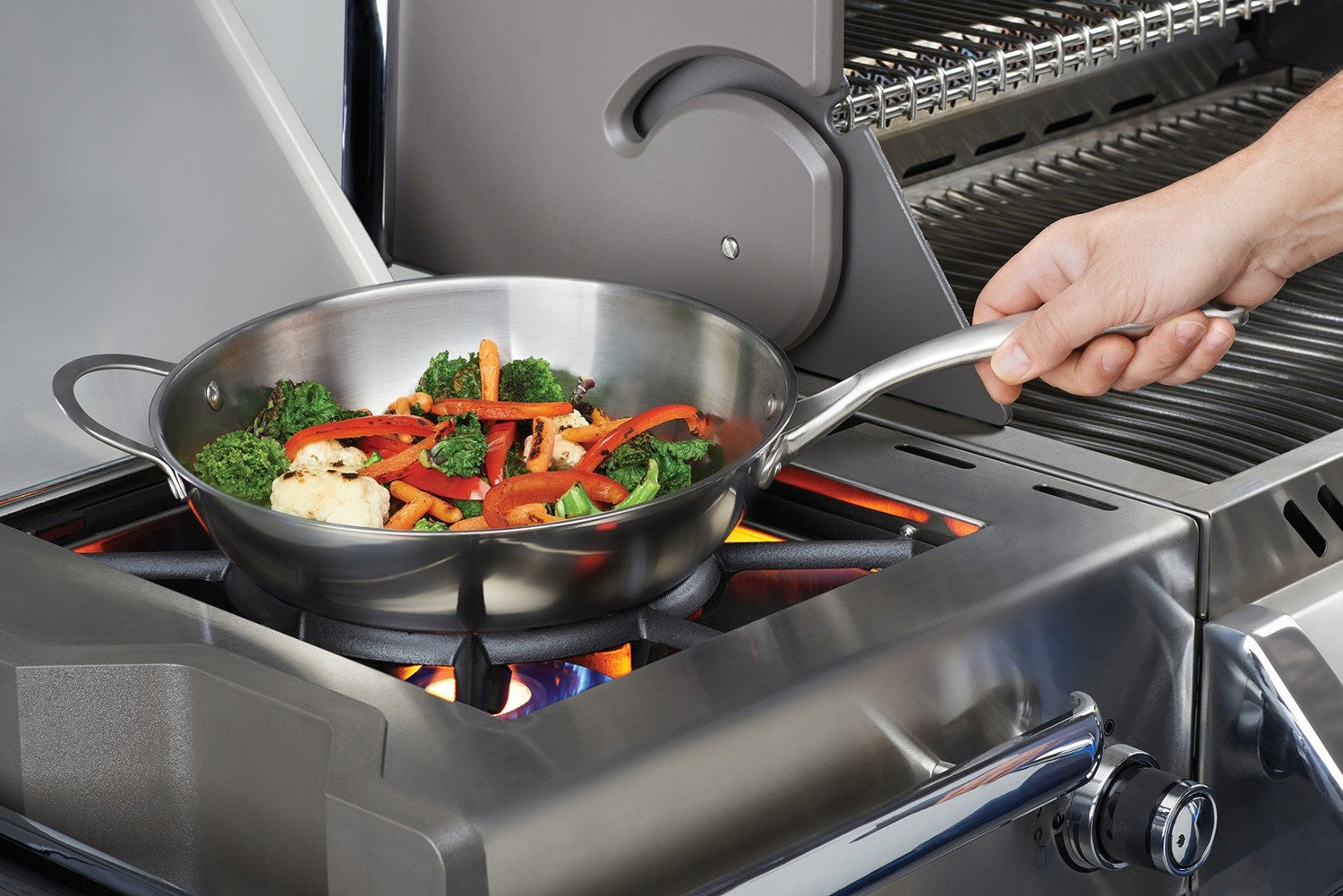 Napoleon Wok stainless steel Packaging status original