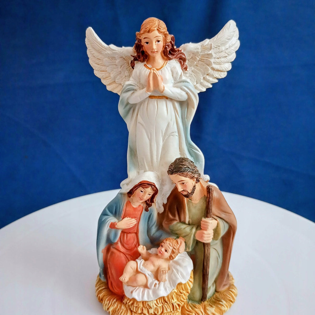 Nativity Scene Christmas Angel over the Holy Family Figurine-gift-gift