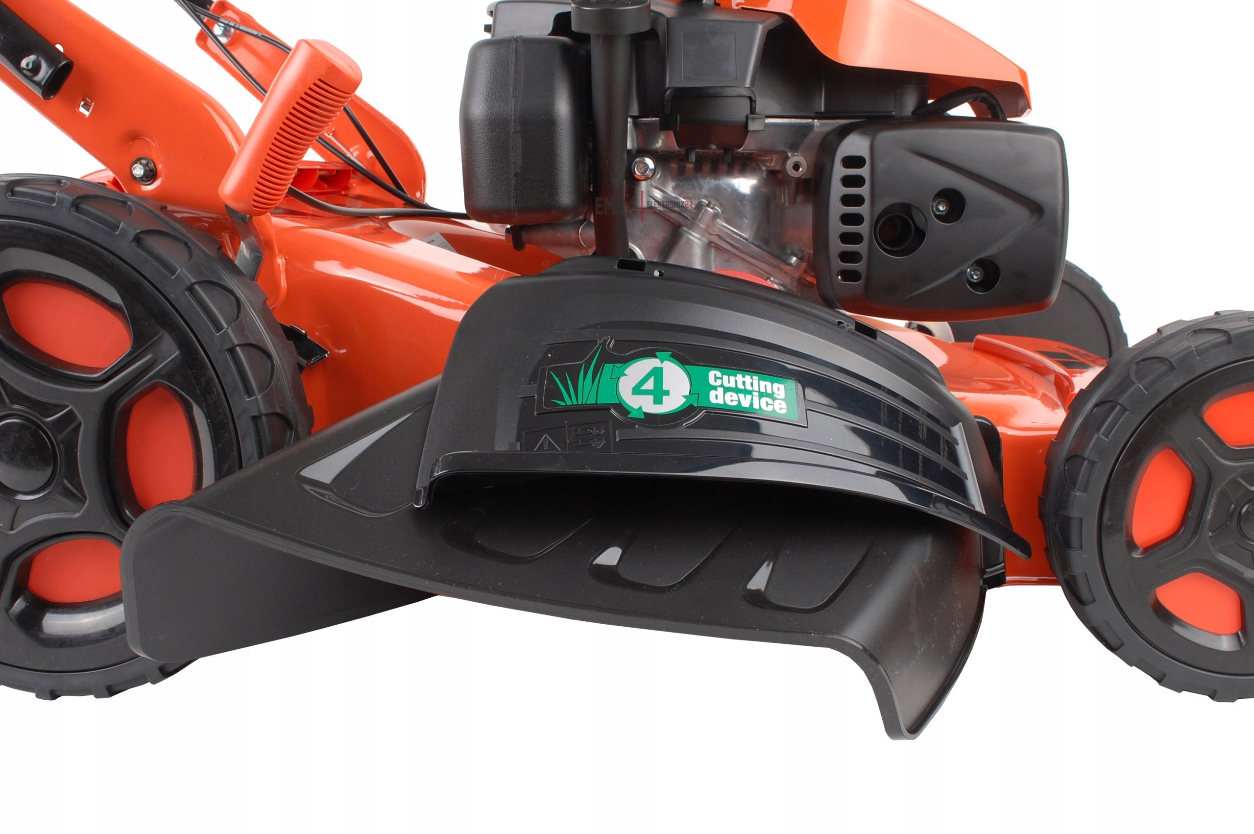 OLEO-MAC PETROL MOWER GMC 53TK ALLROAD4E DRIVE 166CC Engine displacement 196 cm³