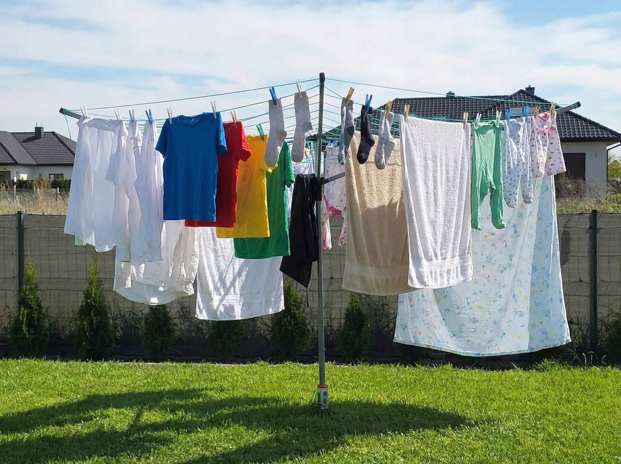 OUTDOOR ROTARY LAUNDRY GARDEN DRYER 4 ARMS + COVER Kind Stationary