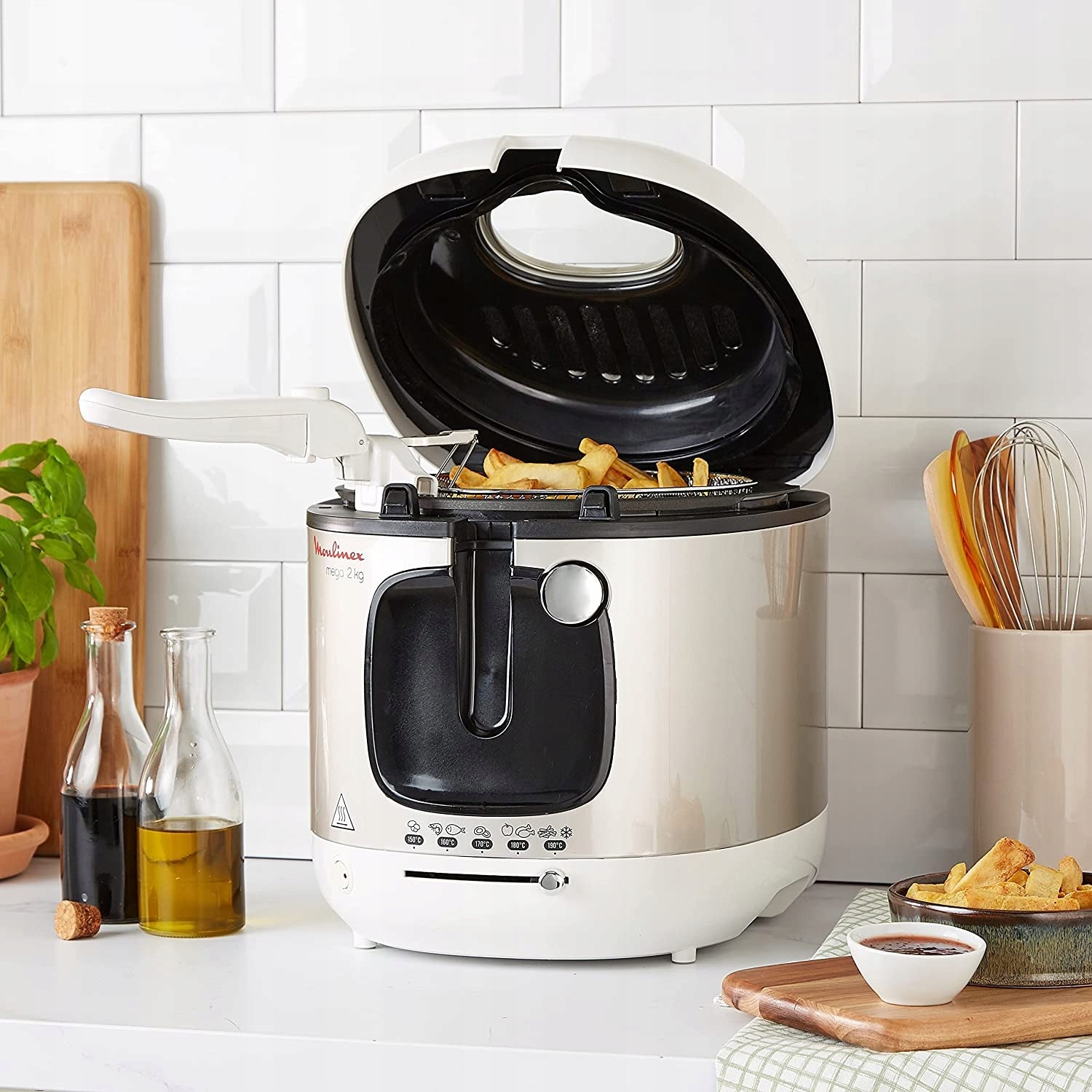Oil Fryer 3L 2100W Moulinex AM4800 Manufacturer code AM