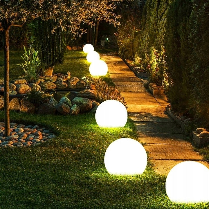 Outdoor garden lamp hammered ball large white for electricity 50 cm IP65 E27 Total height 48 cm
