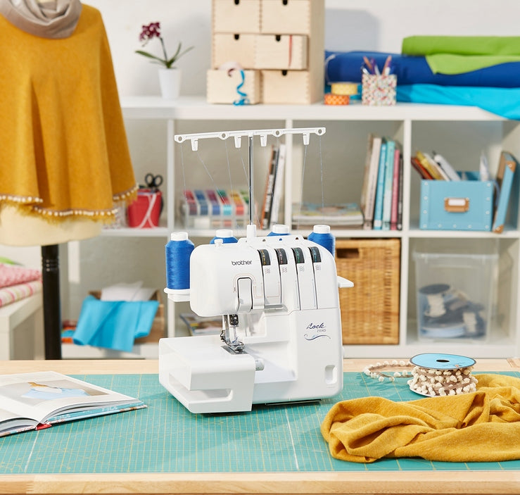 Overlock sewing machine 4-thread Brother 2104D + sewing courses Manufacturer code 2104D