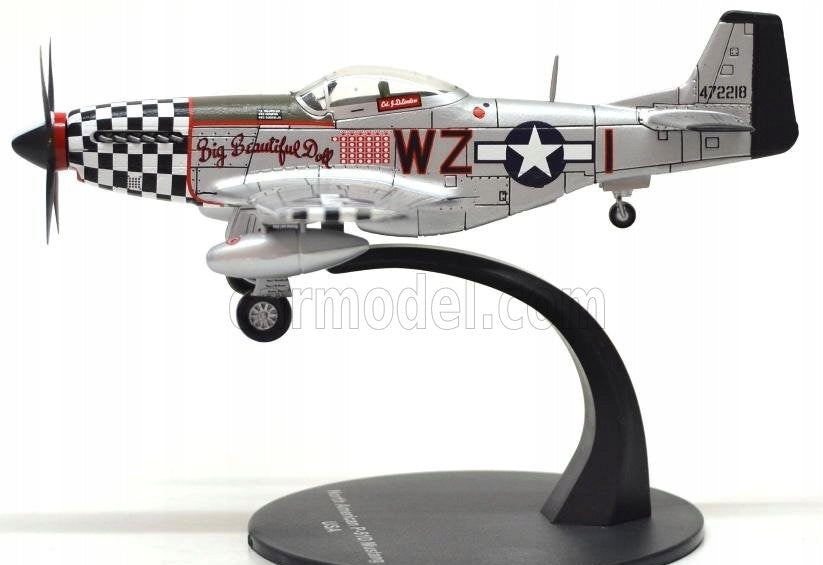 P-51D Mustang "Big Beautiful Doll" USAF England 1945 - DeAgostini 1/72 Scale Model