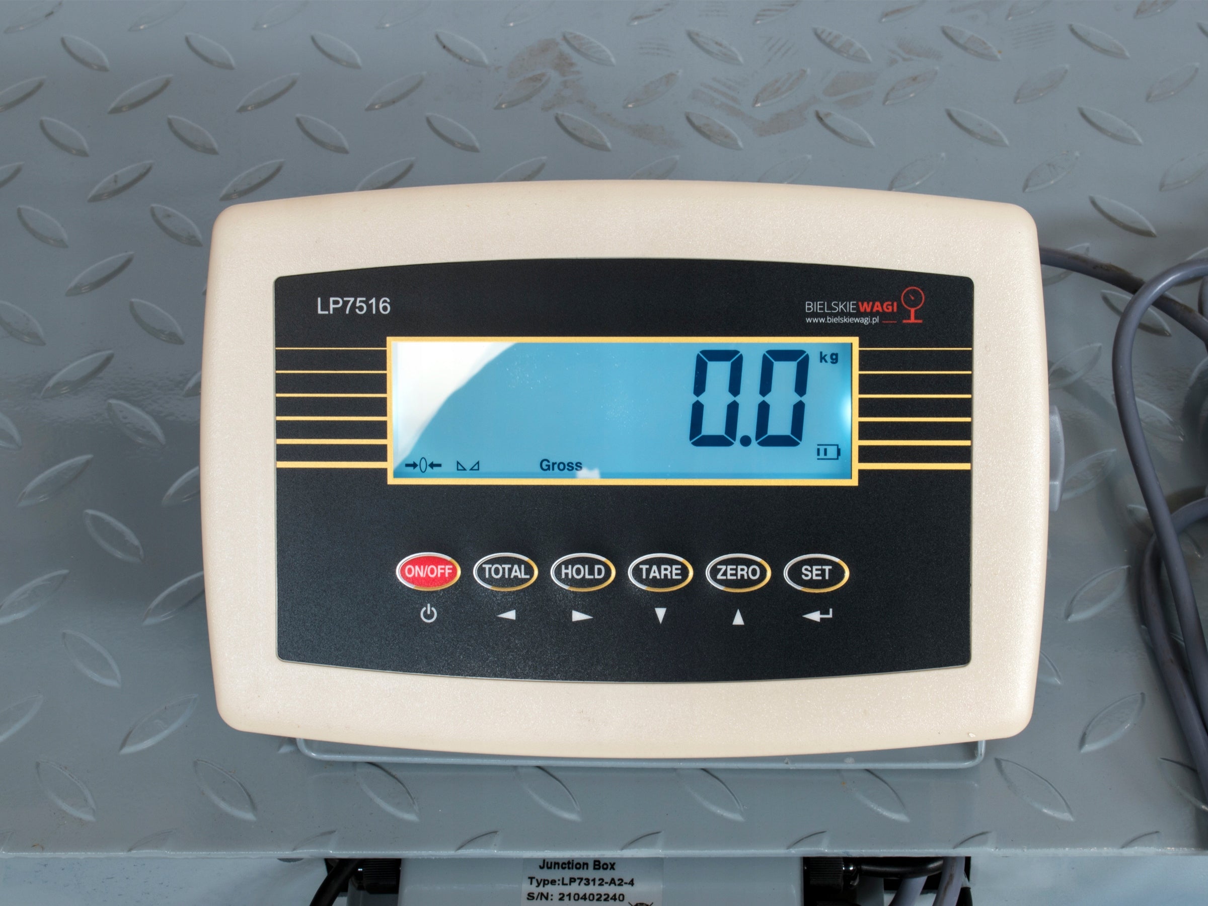 PALLET SCALE 3000kg 3t/0,5kg STORAGE FOR PALLET PALLETS TYPE "U" HORSESHOE Additional information auto-off option tare function LCD display back light built-in battery