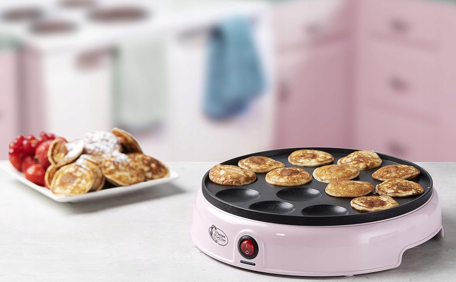 PANCAKE MAKER FRYING PANCAKES 800W PINK Power rating 800 W