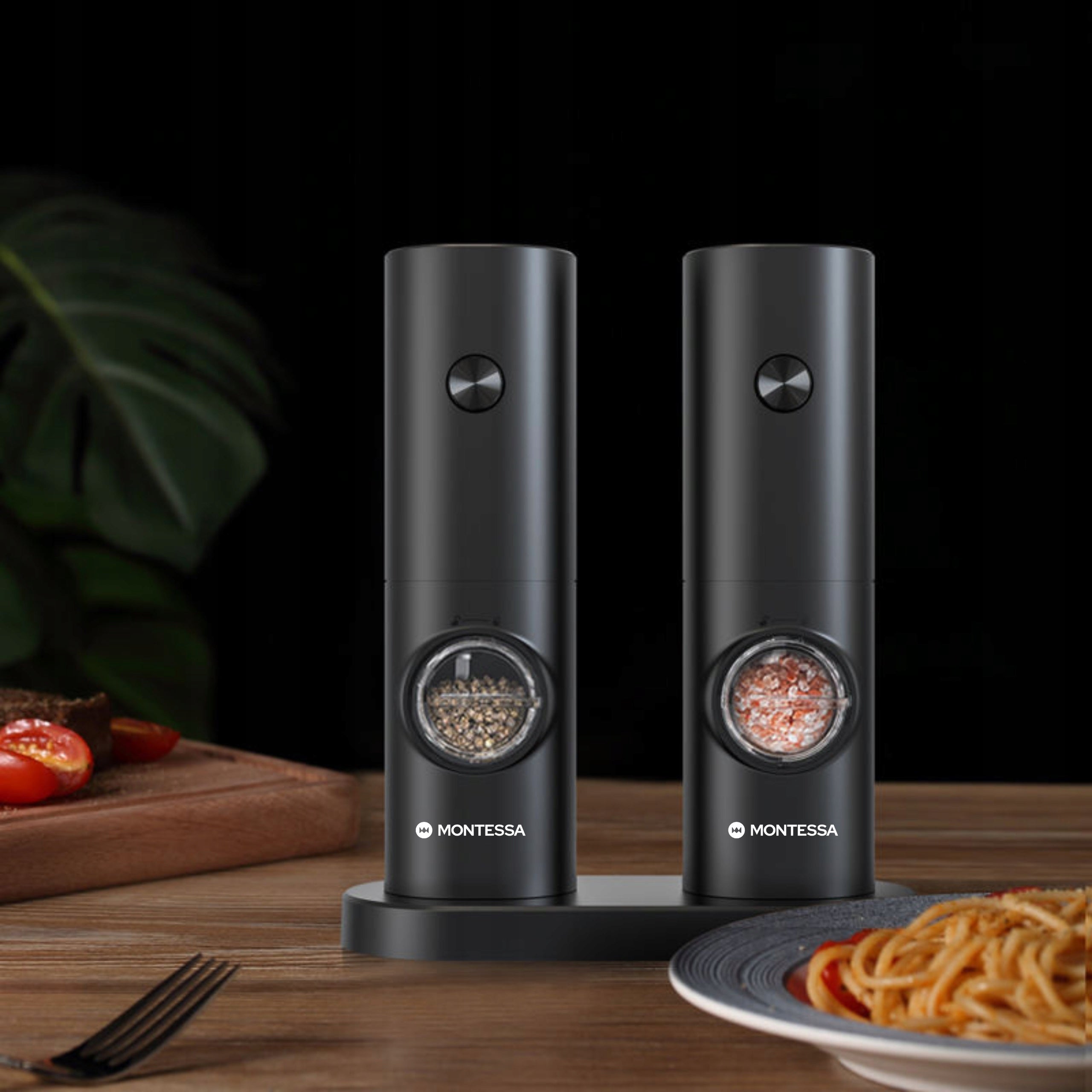 PEPPER AND SALT GRINDER ELECTRIC SET OF 2 PCS CLEANER STAND MONTESSA Kind electric grinder