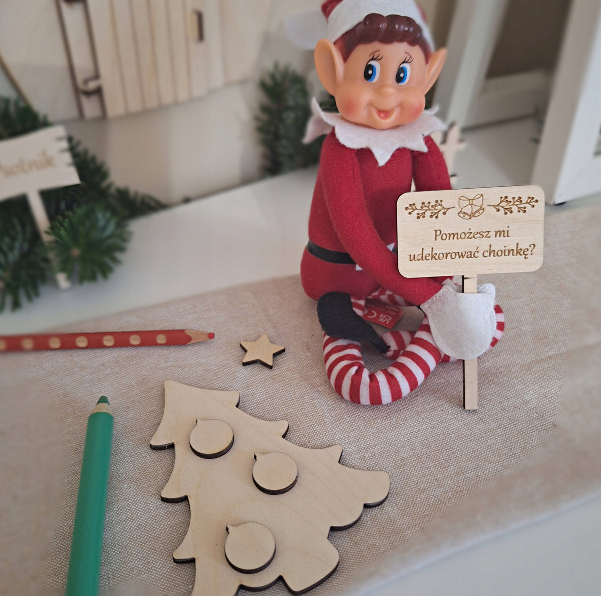 PLATES FOR ELF WITH INSCRIPTIONS ACCESSORIES FOR MISCHIEF CHRISTMAS ELF THOUGHTS 9 pcs Brand no brand
