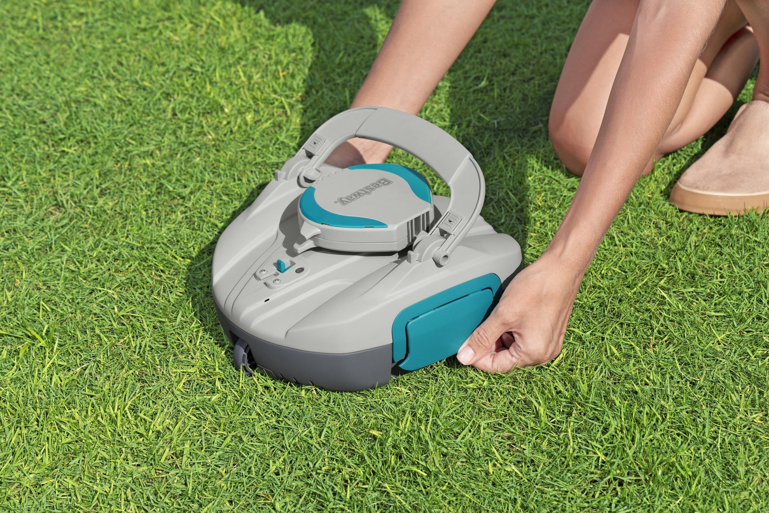 POOL CLEANER BESTWAY ROBOT AUTOMATIC POOL GARBAGE Customs tariff code 85081100