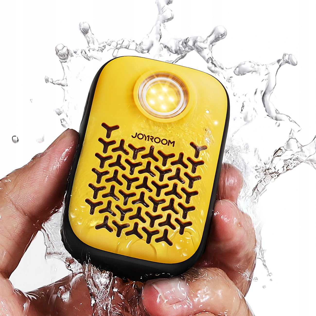 PORTABLE BLUETOOTH SPEAKER WITH BUILT-IN FLASHLIGHT DURABLE JOYROOM MAYA Brand Joyroom