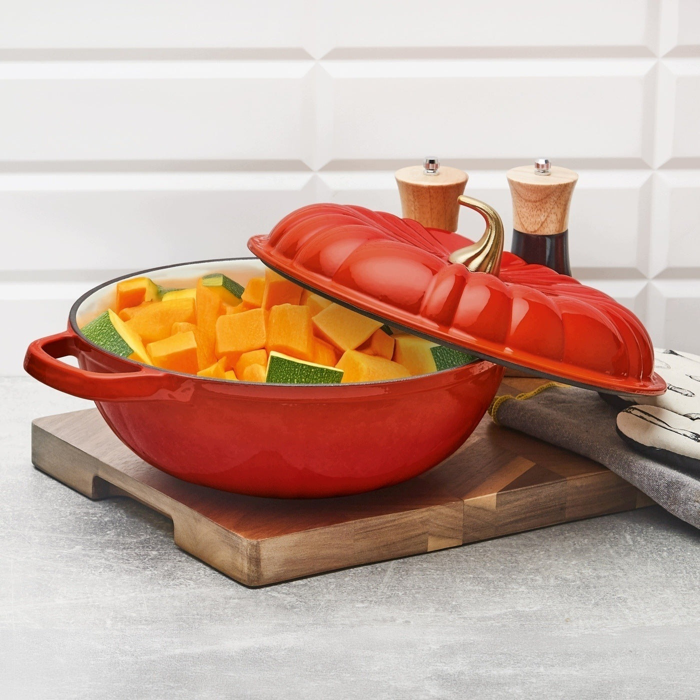 POT Cast Iron ENAMEL INDUCTION Oven Red Konighoffer Pumpkin 3,8 Packaging status original