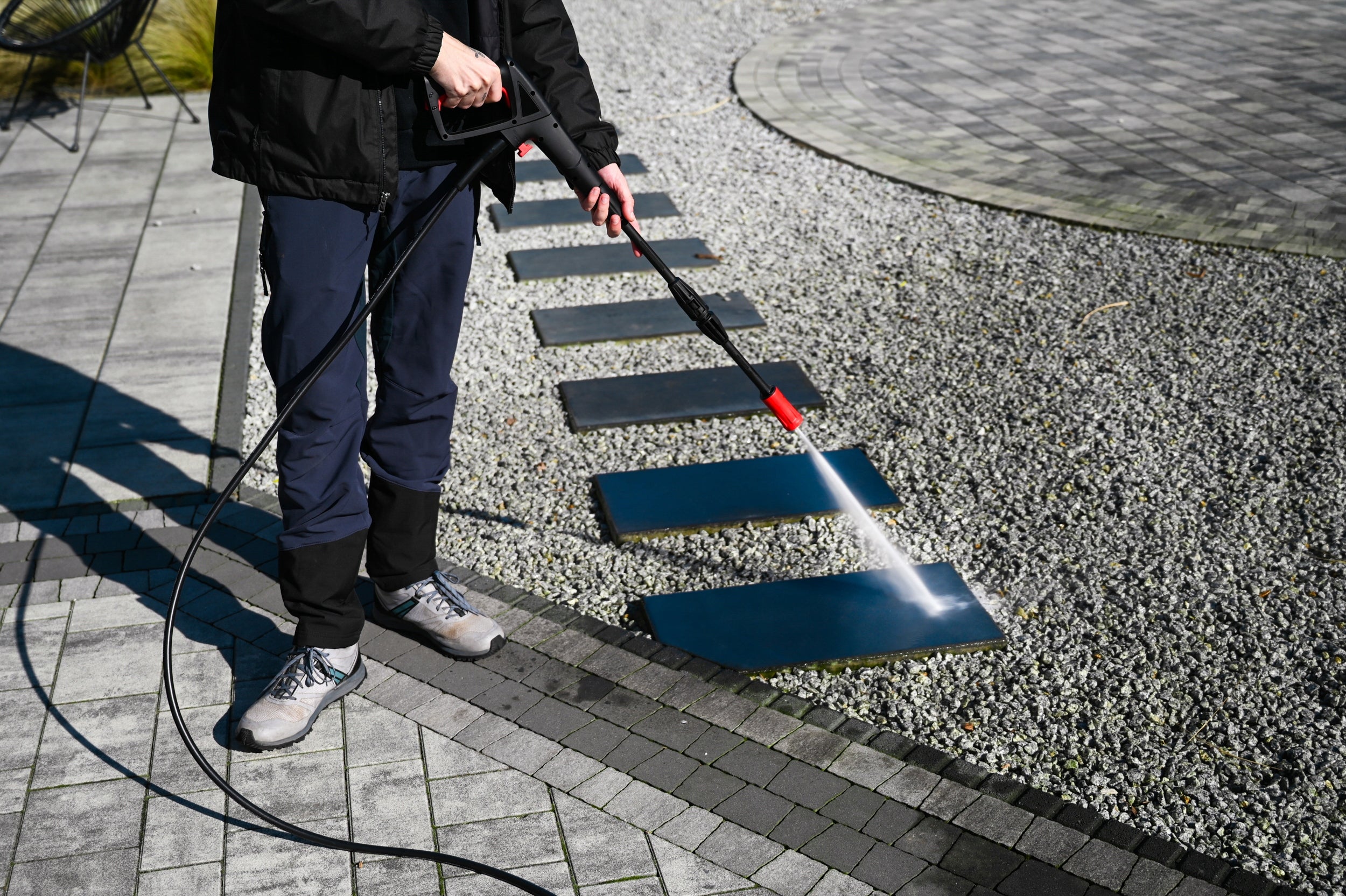 POWERFUL SELF-SUCTION PRESSURE WASHER 230BAR FOAMER SET BRUSH + PATIO Maximum power 1600 W