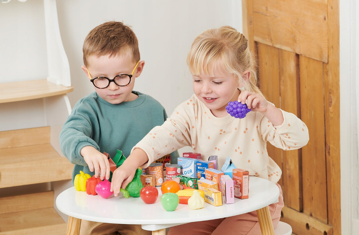 PRODUCTS GROCERY SHOPPING FOR CHILDREN PLASTIC VEGETABLES FRUIT SET CASDON Manufacturer code 61750