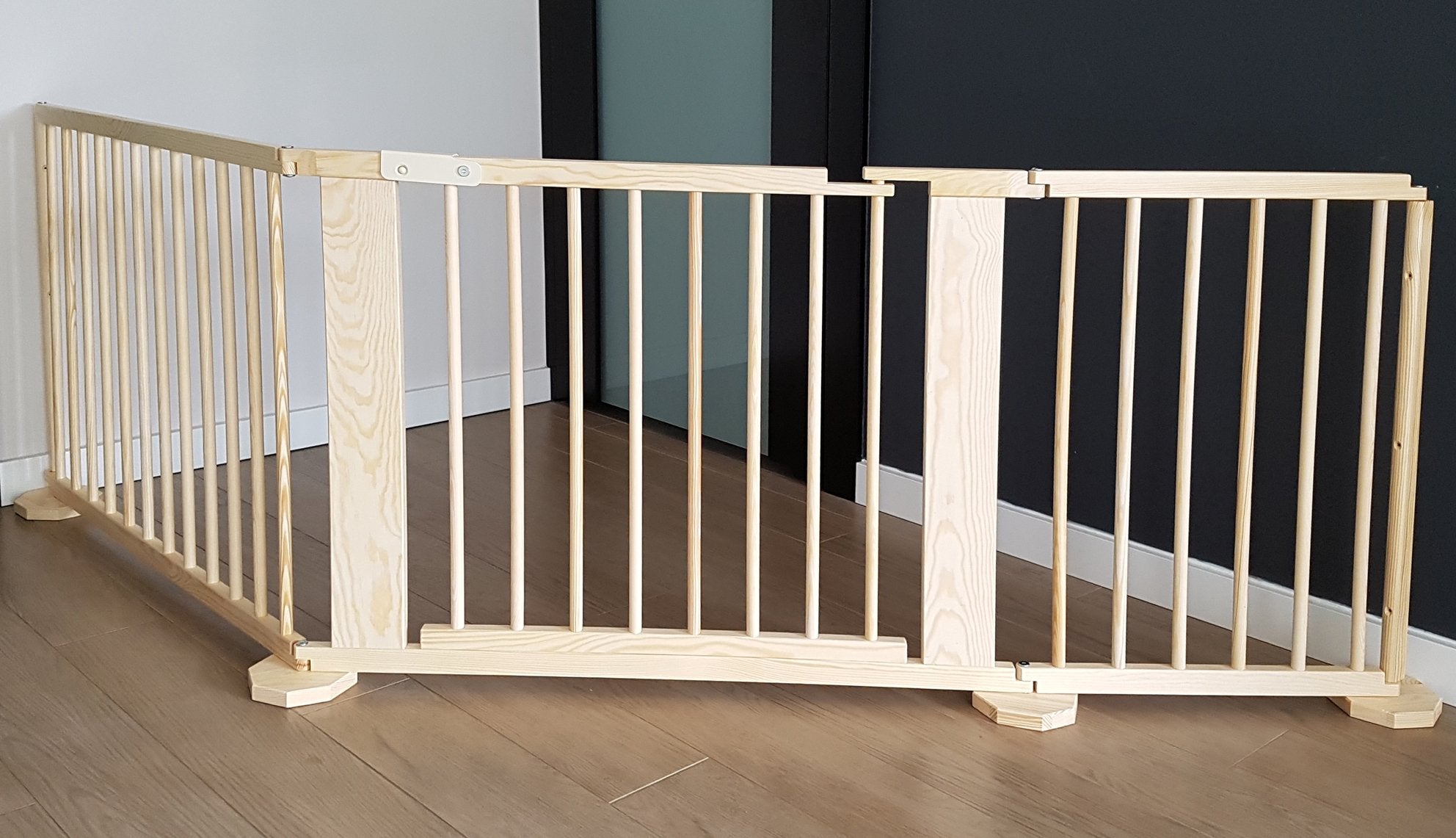 PROTECTIVE BARRIER DOOR SECURITY GATE FIREPLACE + STANDS UP TO 275cm EAN (GTIN) 5904183162027