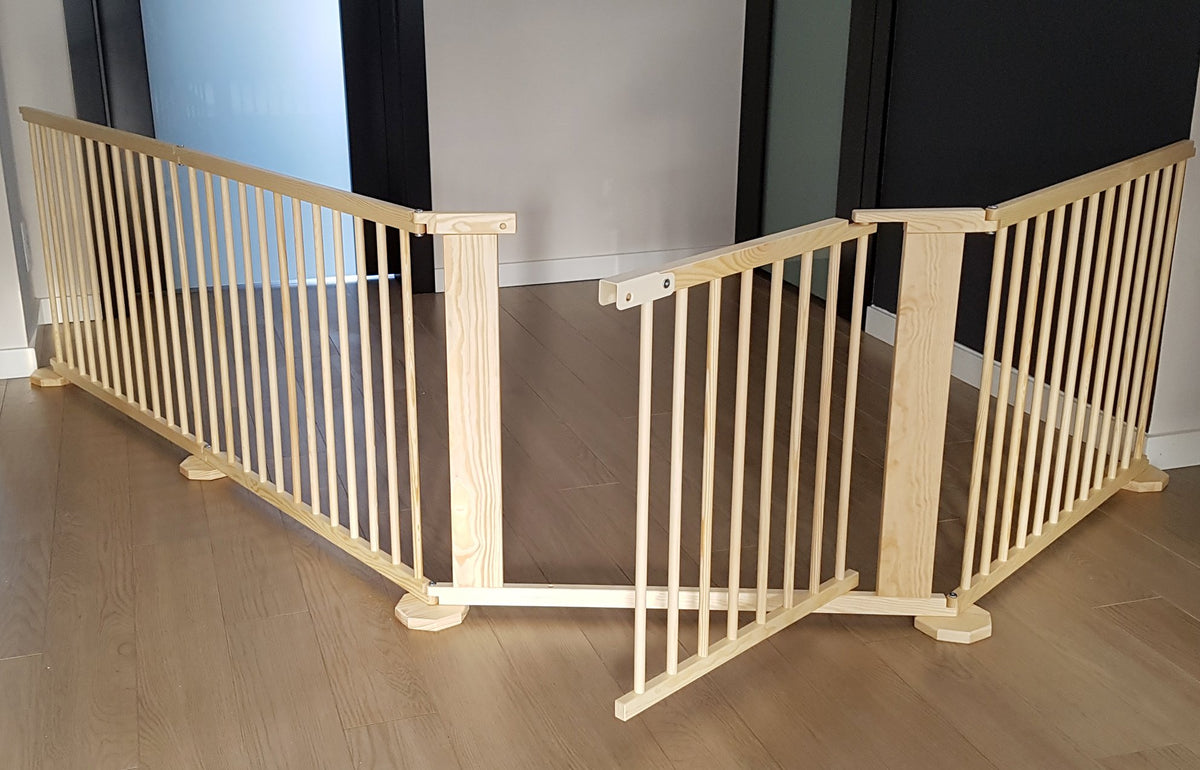 PROTECTIVE BARRIER GATE SECURING THE DOOR STAIRS FIREPLACE UP TO 365 cm