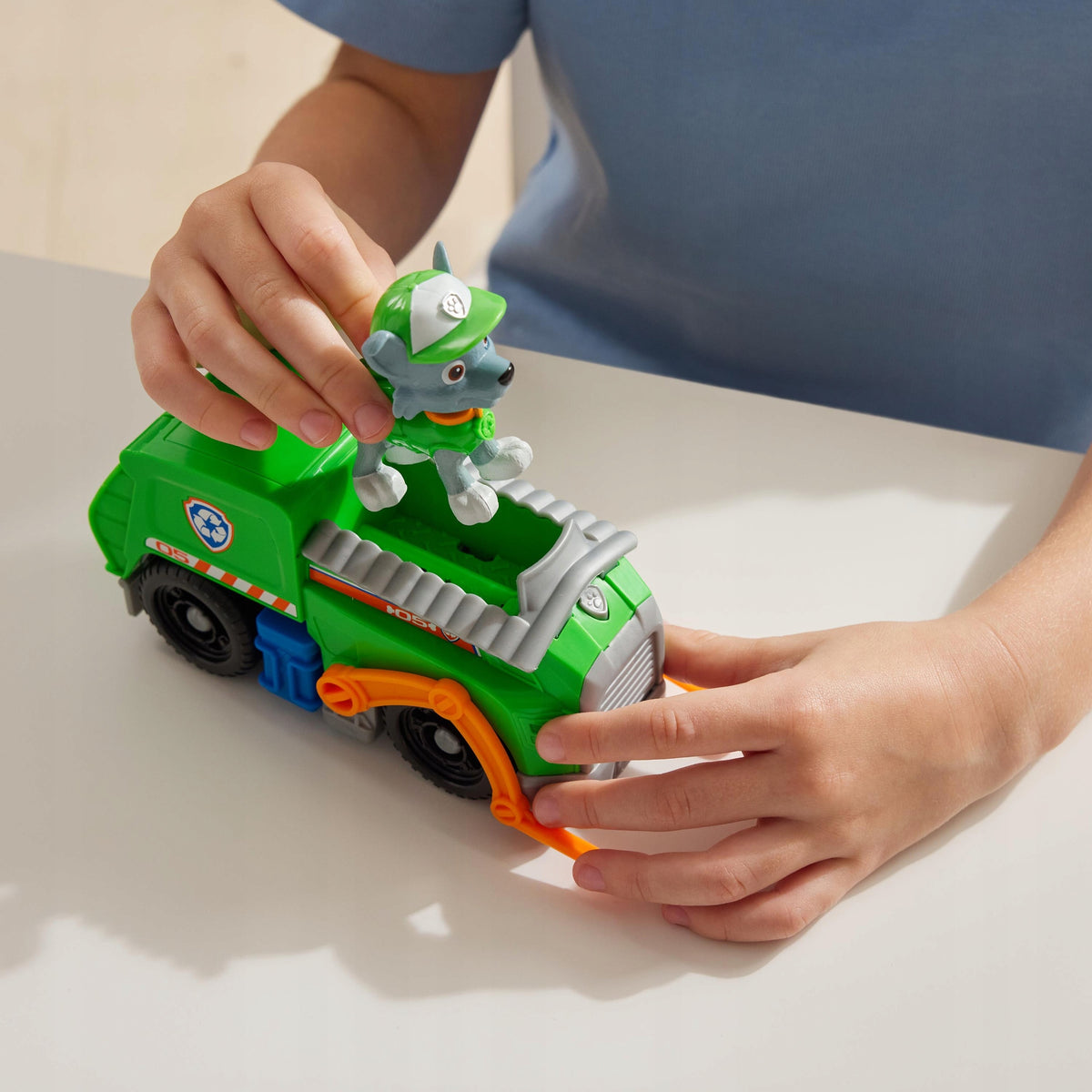 PSI PATROL ROCKY FIGURINE VEHICLE GARBAGE TRUCK 2IN1 TRANSFORMING Manufacturer code 5903076510808