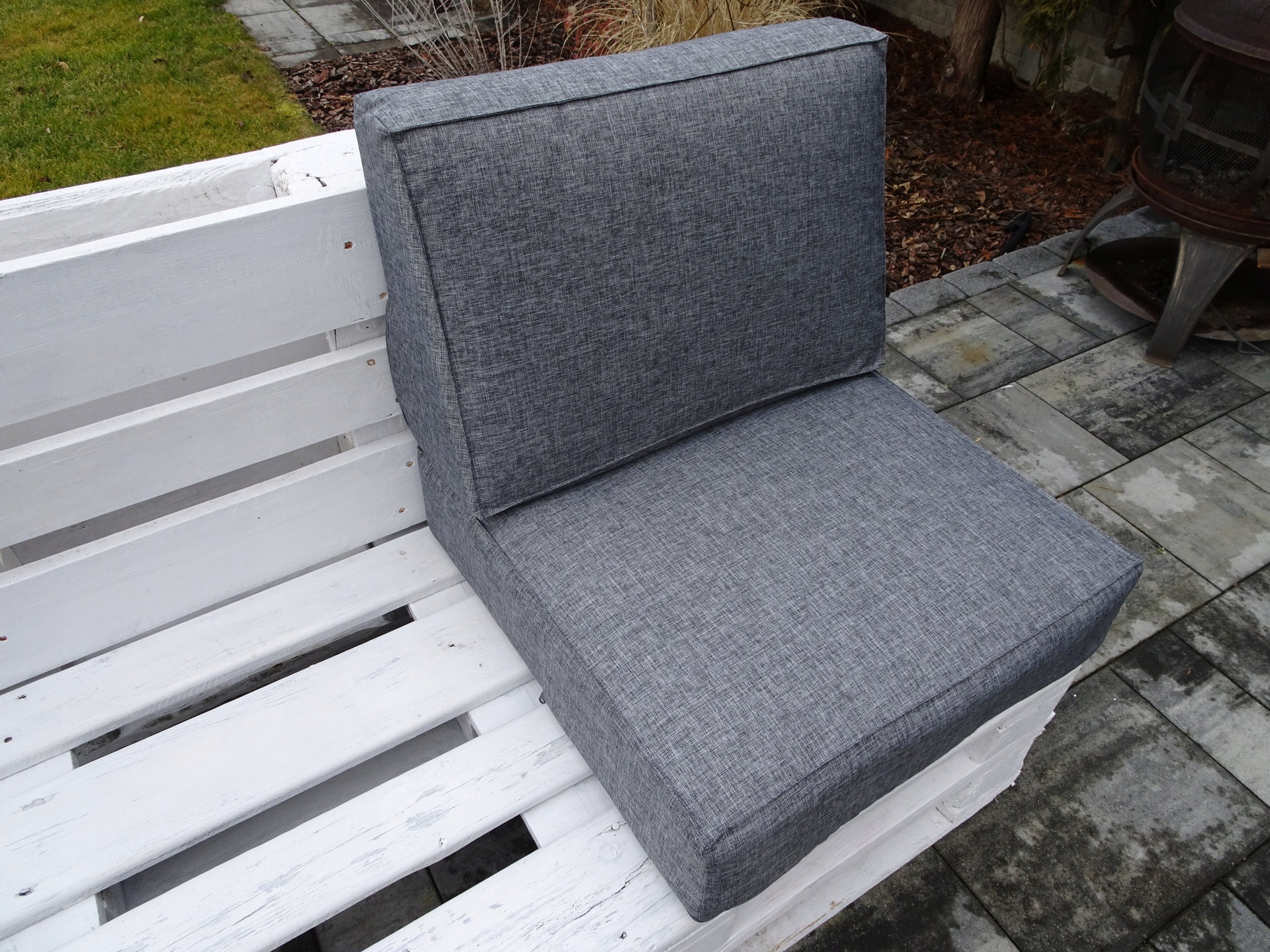 Pillows for half PALLET set of 2 pieces 60 x 60 Silver 23 Manufacturer code pa001