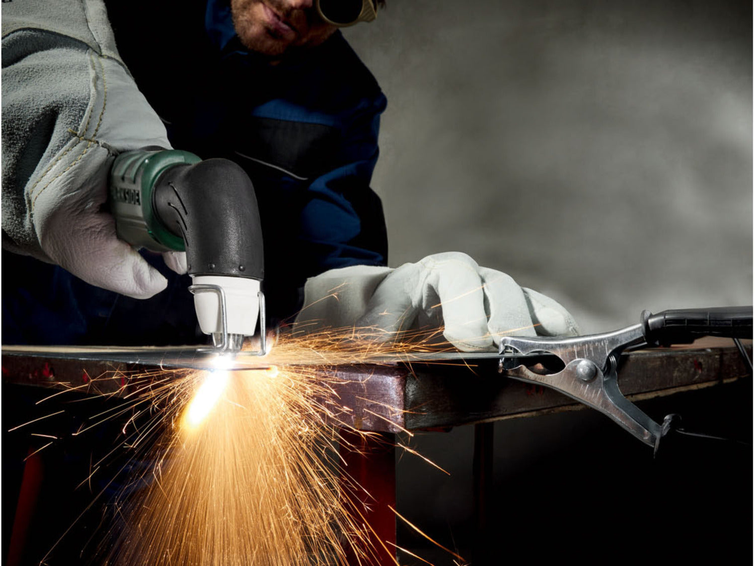 Plasma cutter PARKSIDE PPS 40 B3 Manufacturer code 100342928