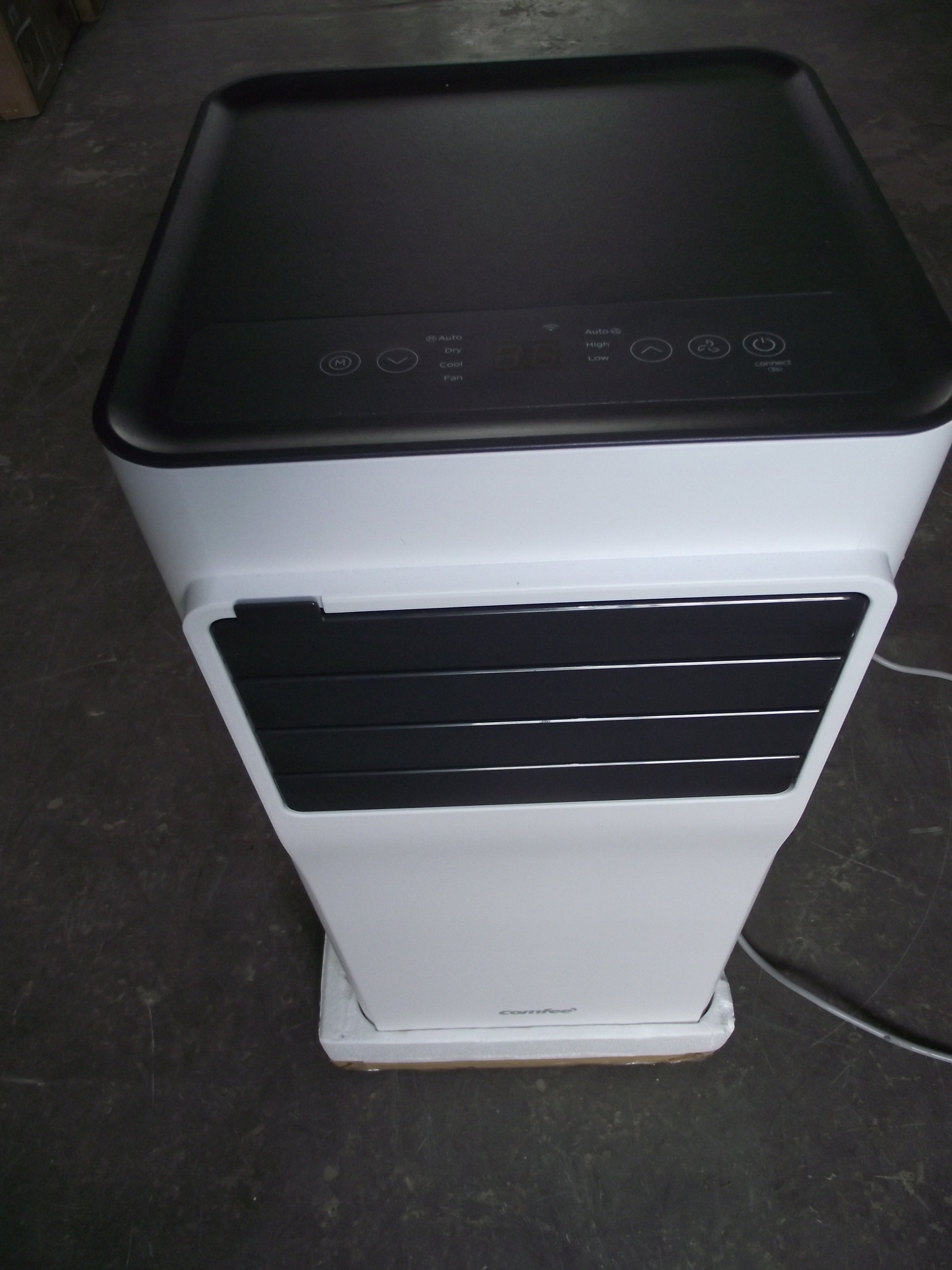 Portable air conditioner Comfee CPPAE-09CRN7-QB6 2,6kW WiFi A Manufacturer code CPPAE-09CRN7-QB6