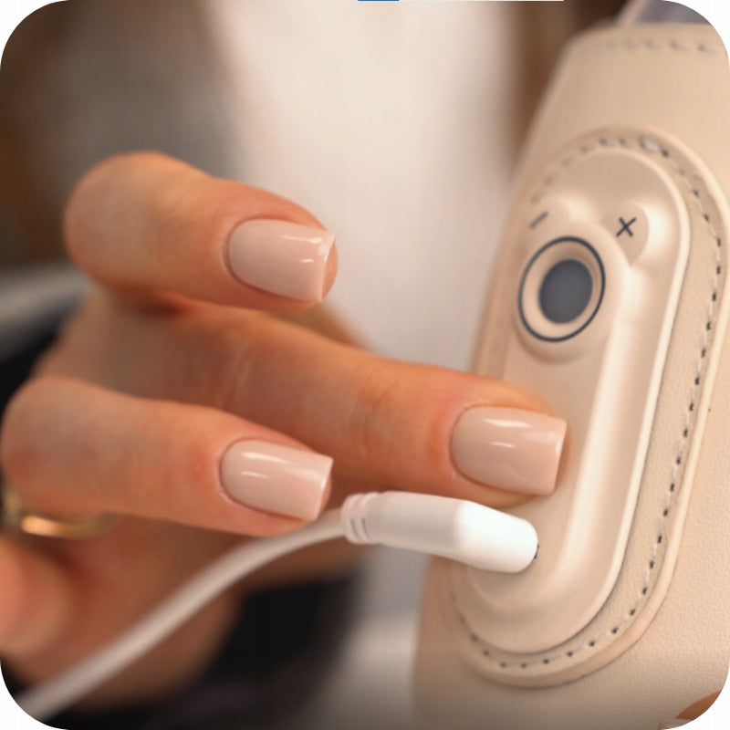 Portable heater for bottles, milk, water Varm Beige USB-C 40 – 65°C Manufacturer code DZ-070151