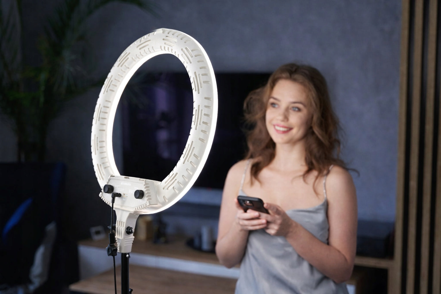 Professional LED ring lamp 18 inches white IBRA MAKEUP Manufacturer code IB-LAMPA-5