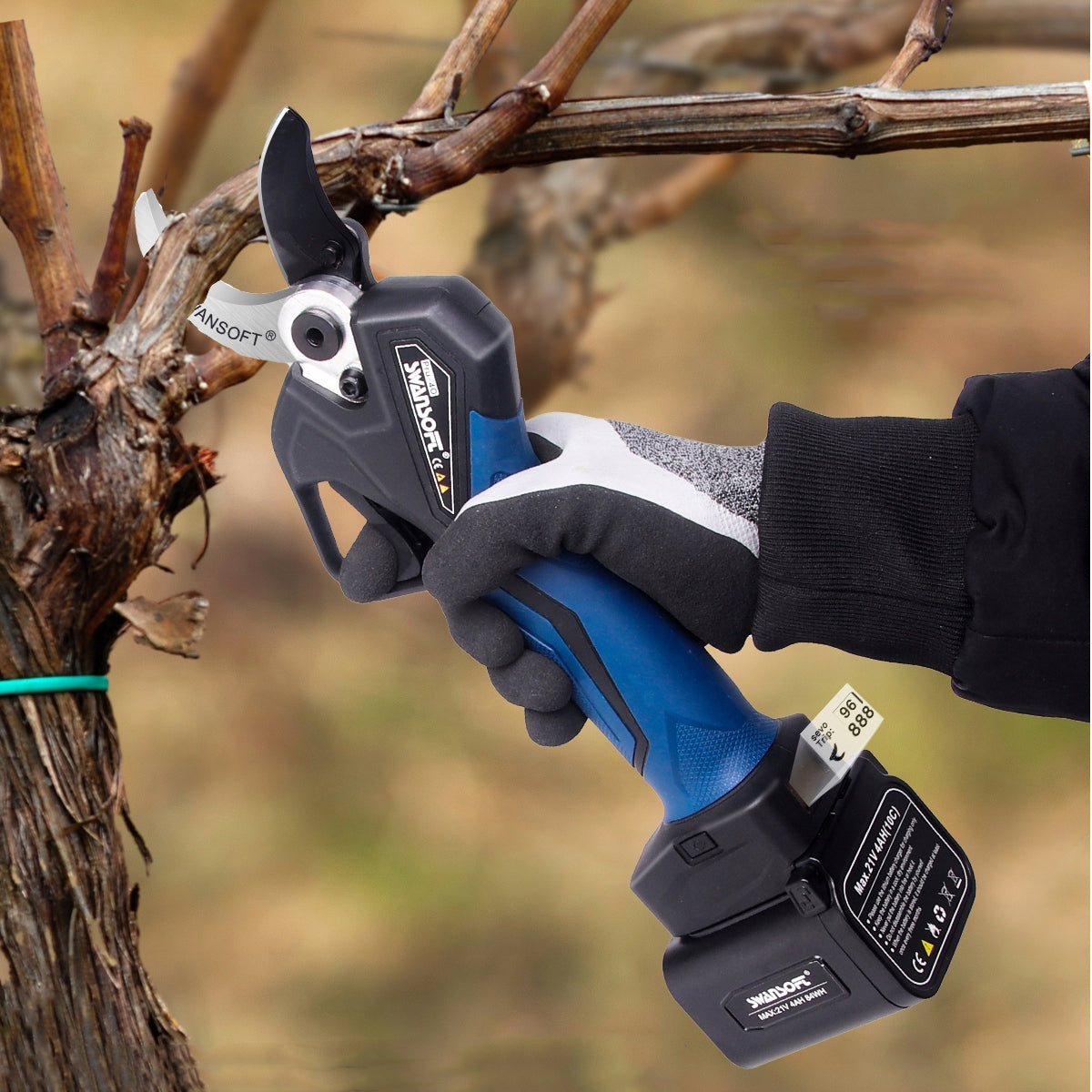 Professional electric pruning shear 40mm, 1050W power pruner orchards PRU40 Battery voltage 21 V